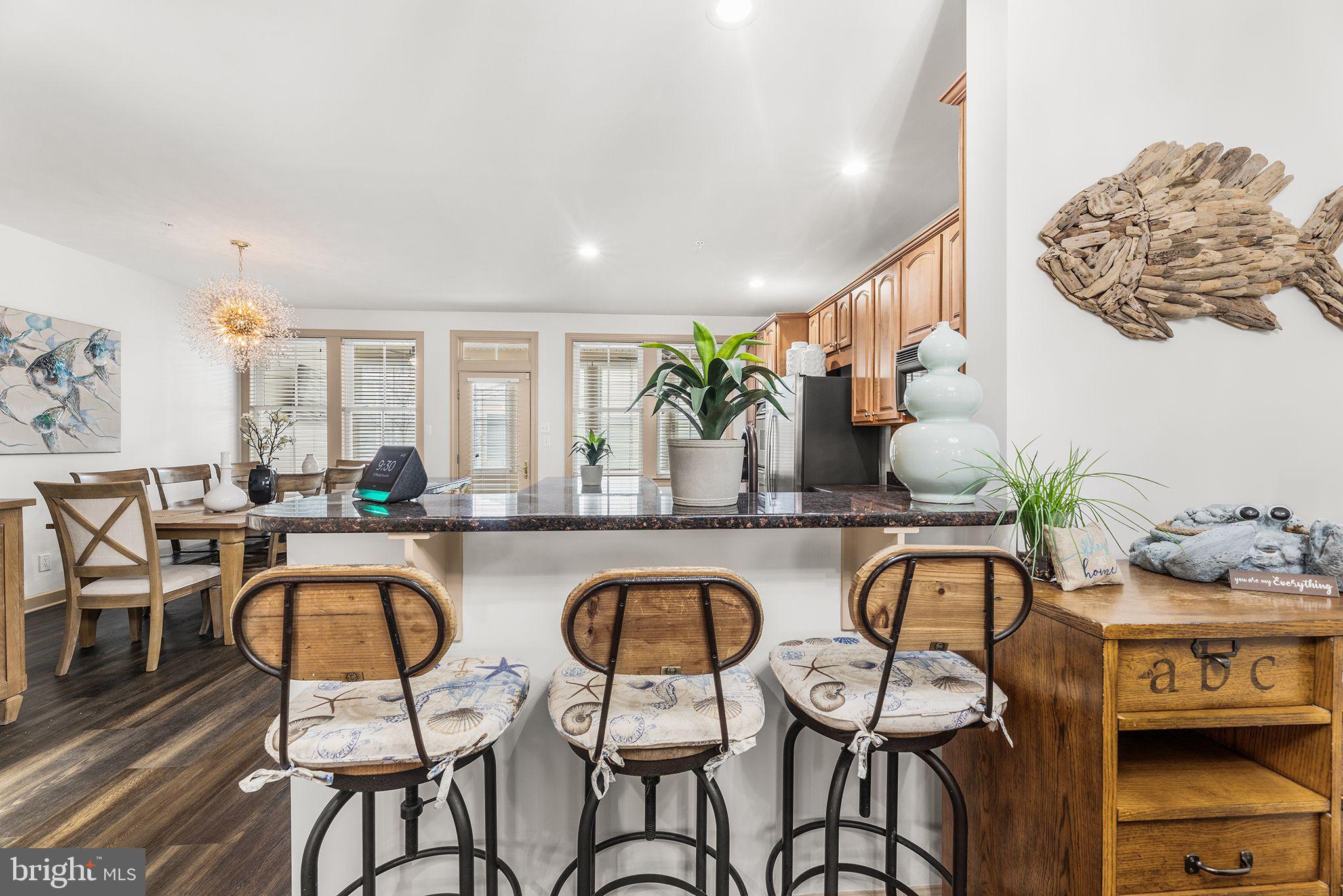 SUNSET ISLAND - Residential