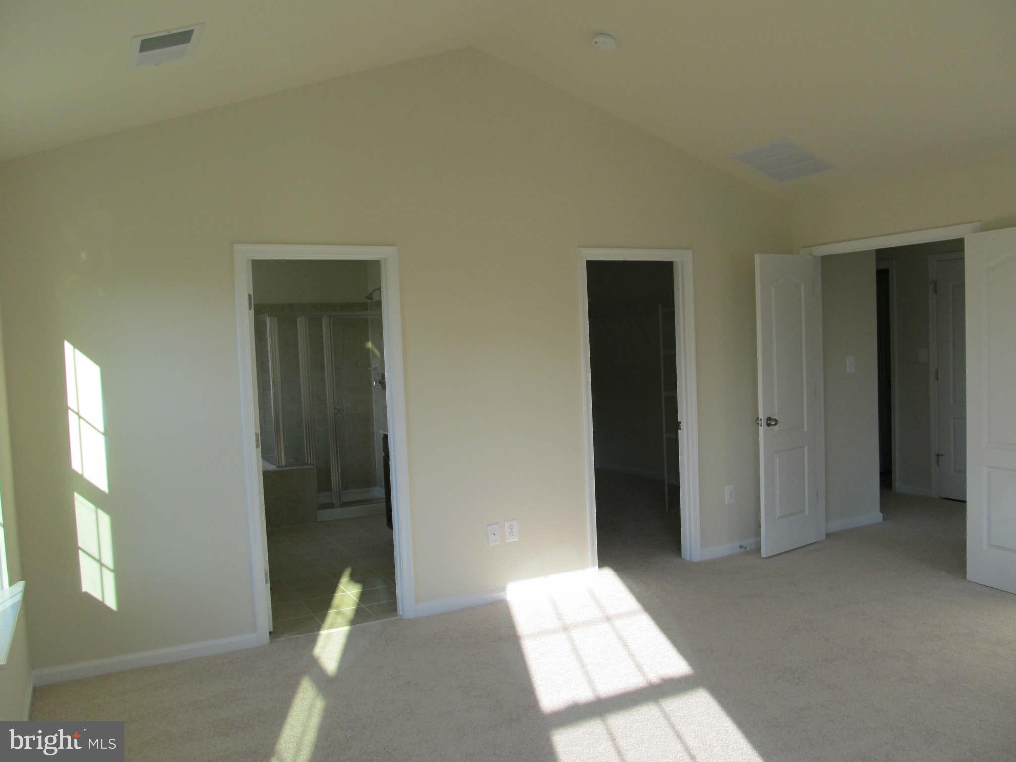 ST CHARLES GLENEAGLES - Residential