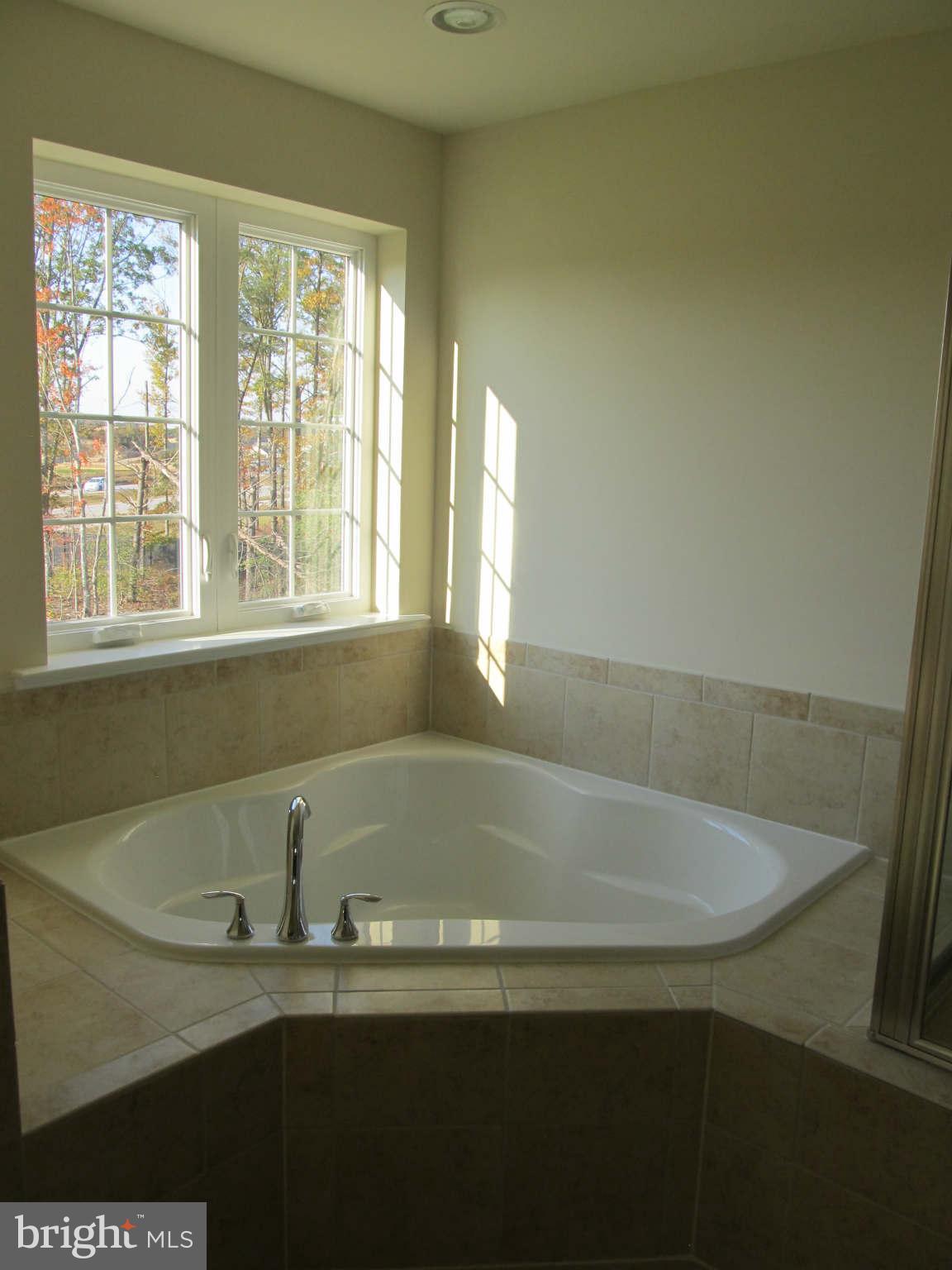 ST CHARLES GLENEAGLES - Residential