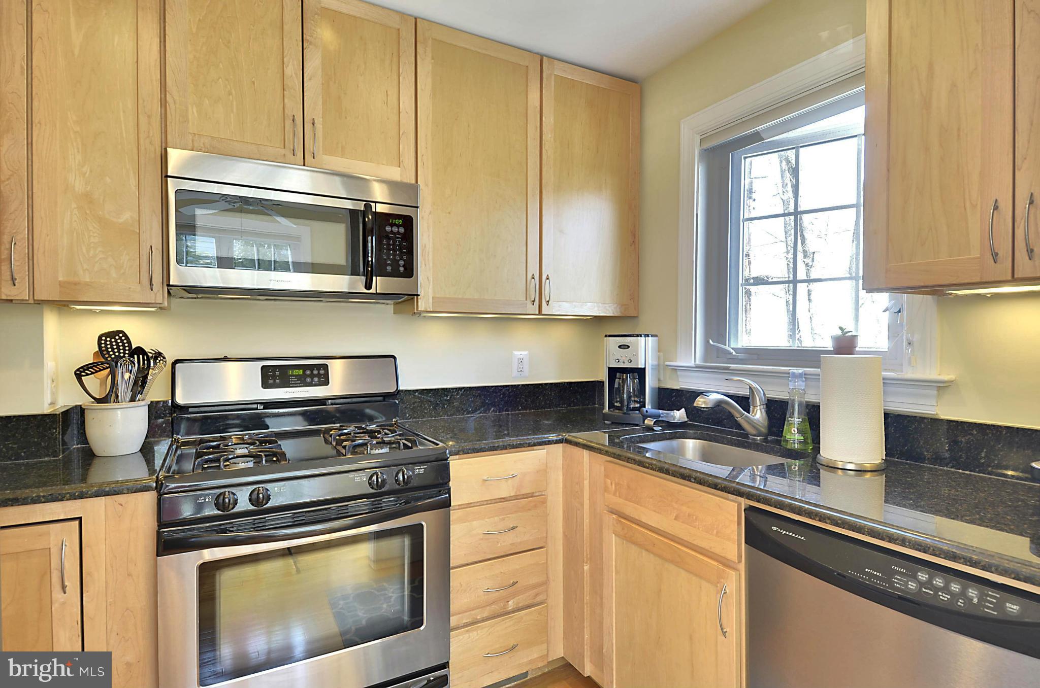 BUCKNELL MANOR - Residential