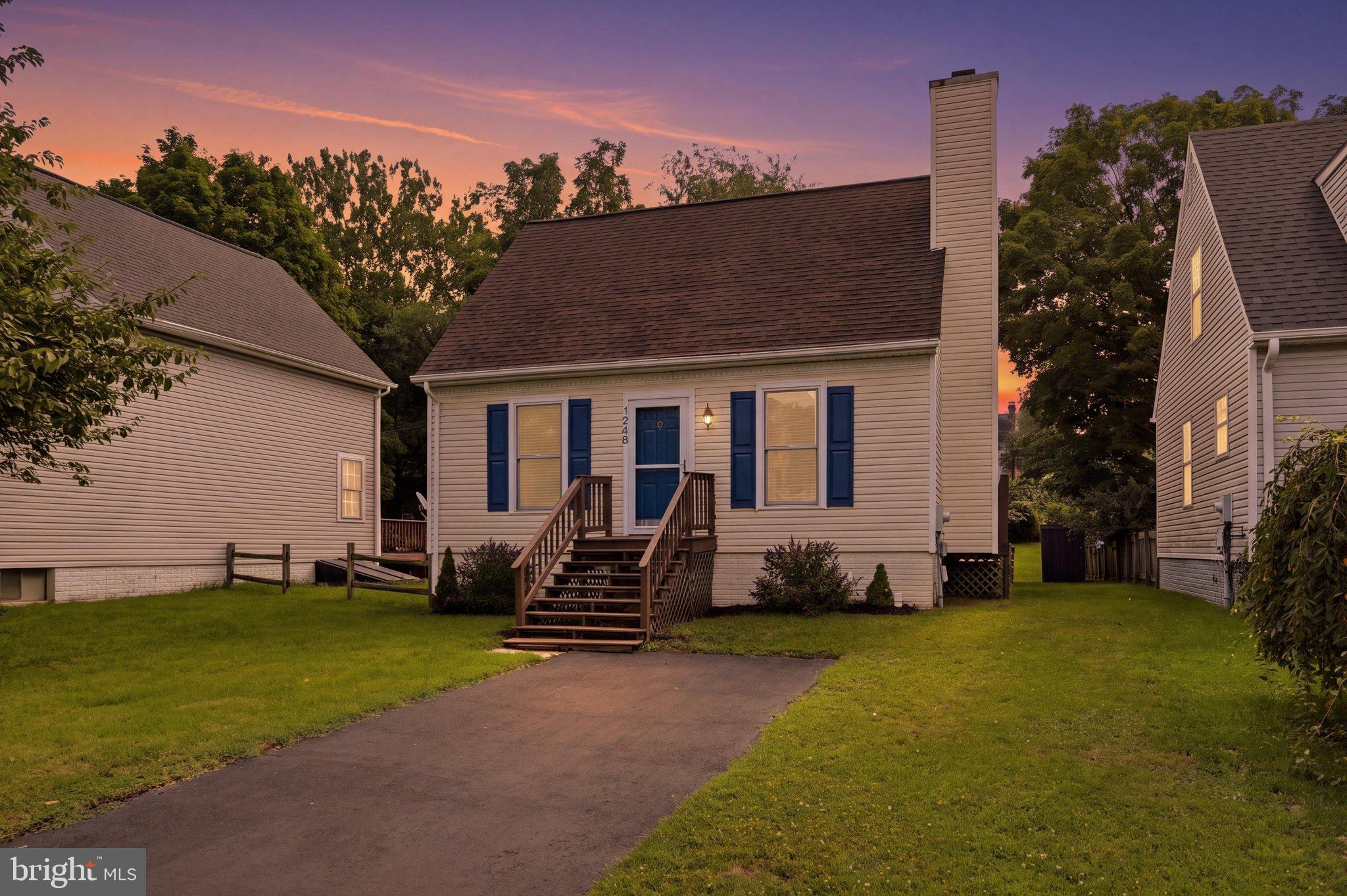 1248 MAGNOLIA COURT