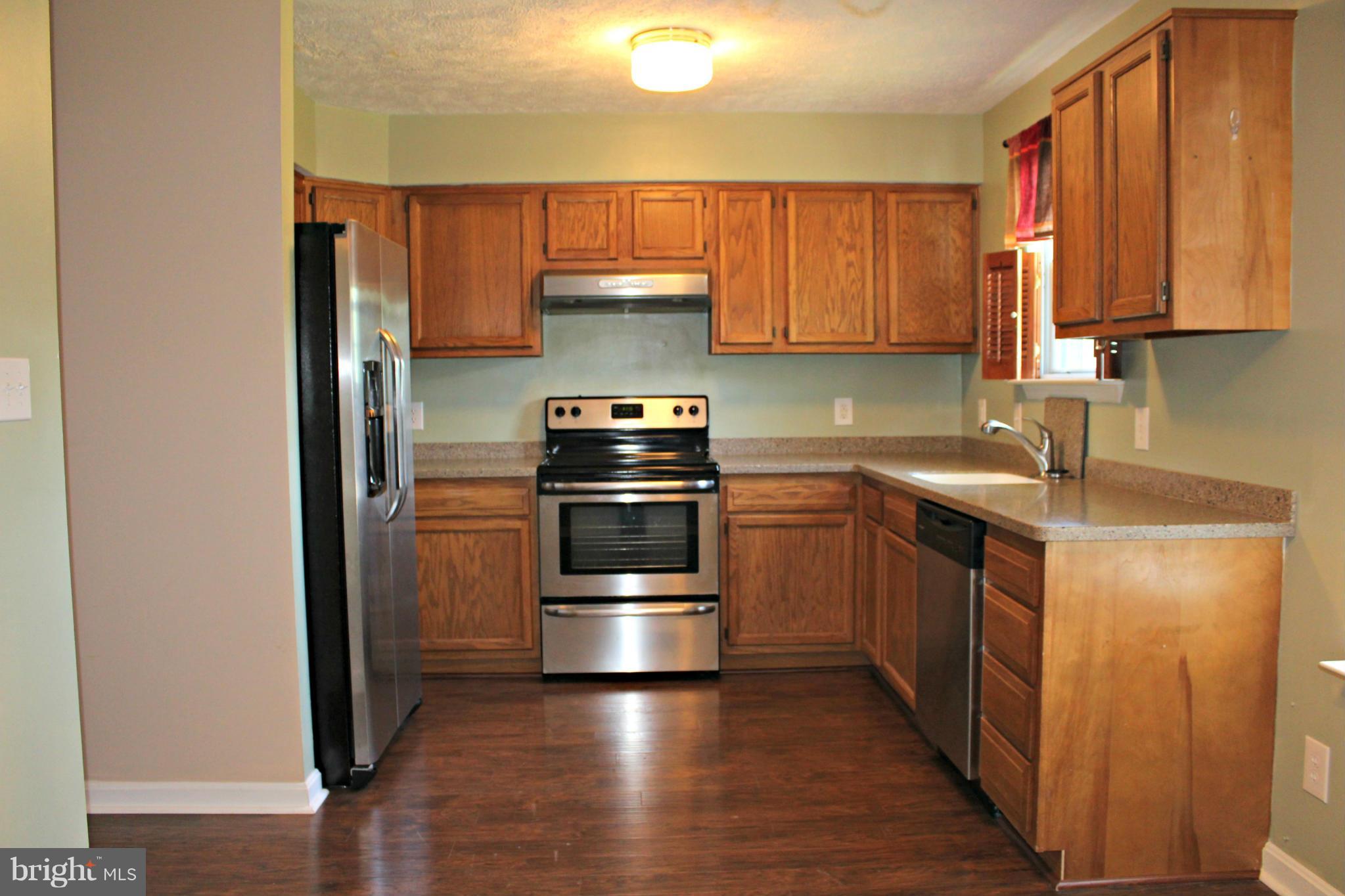 CABIN CREEKWOOD - Residential Lease