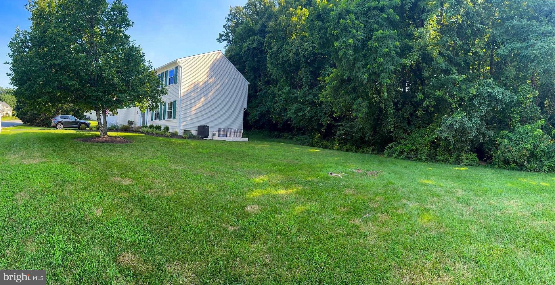 16068 HAYES LANE