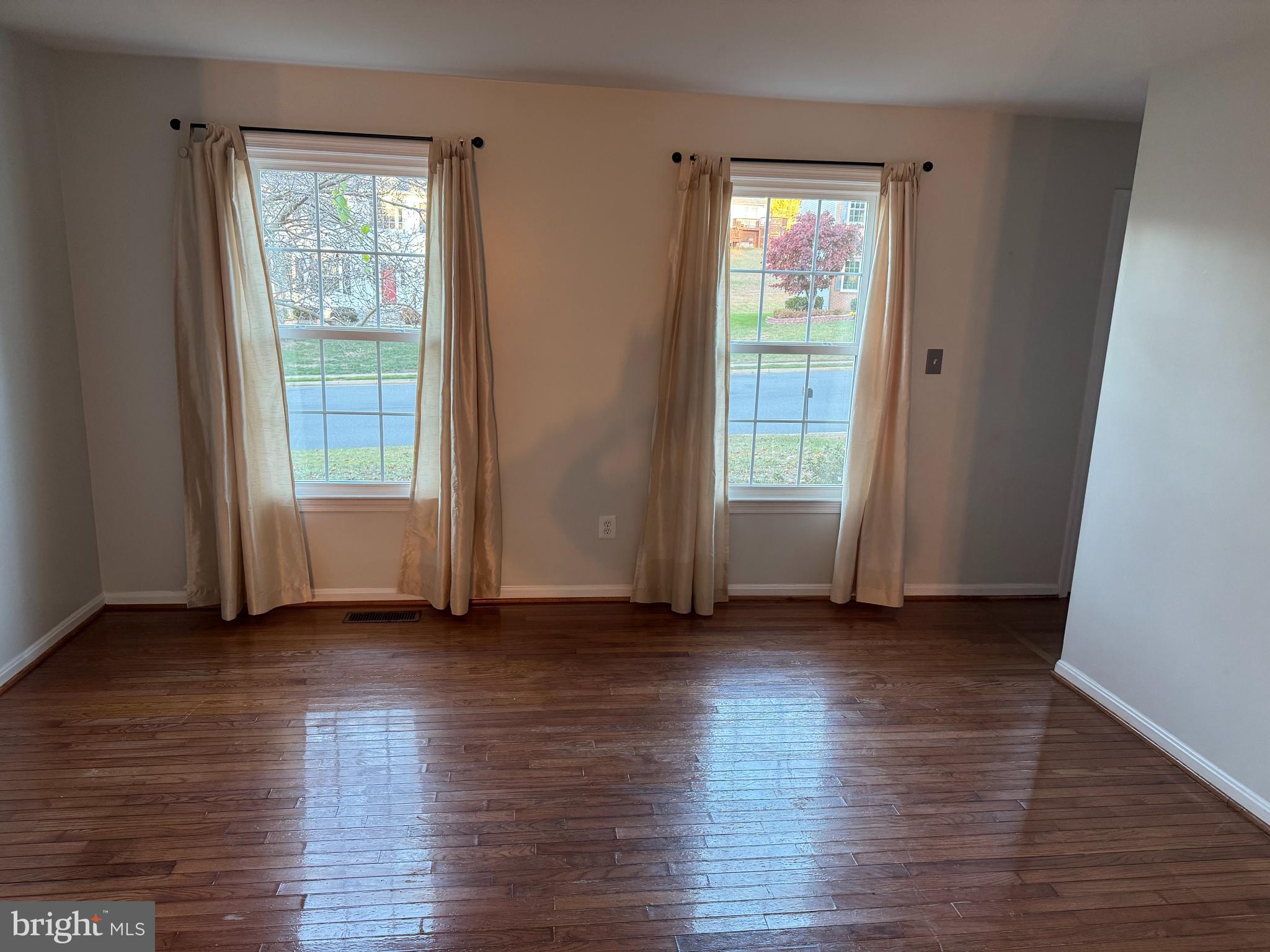 NEWPORT ESTATES - Residential