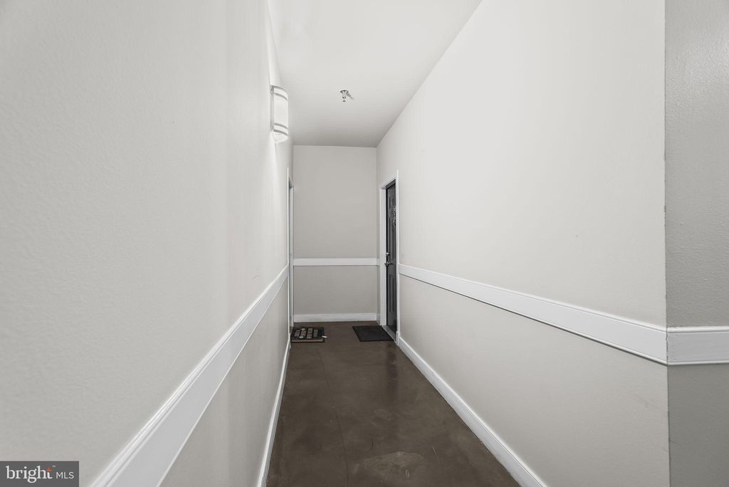 Photo of 12929 Centre Park Circle #315, HERNDON, VA 20171 (MLS # VAFX2269576)