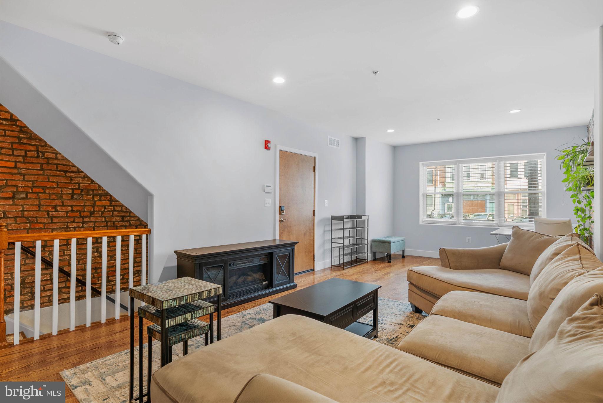 BELLA VISTA - Residential