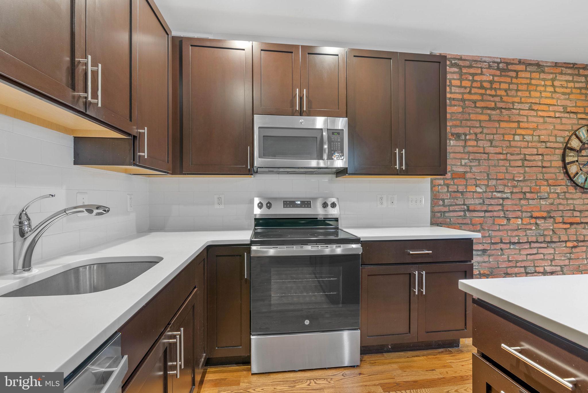 BELLA VISTA - Residential