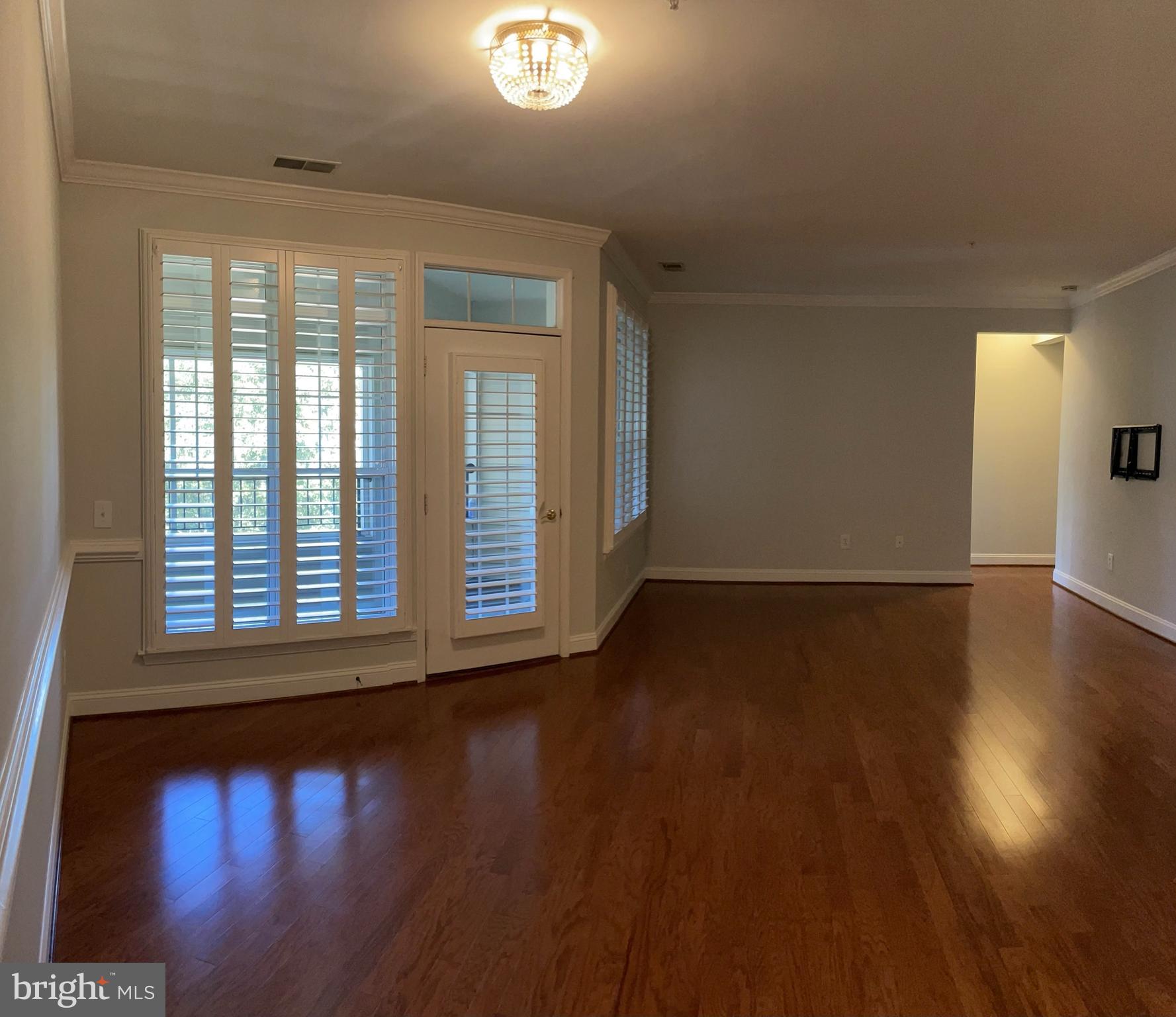 WAVERLY WOODS - Residential Lease