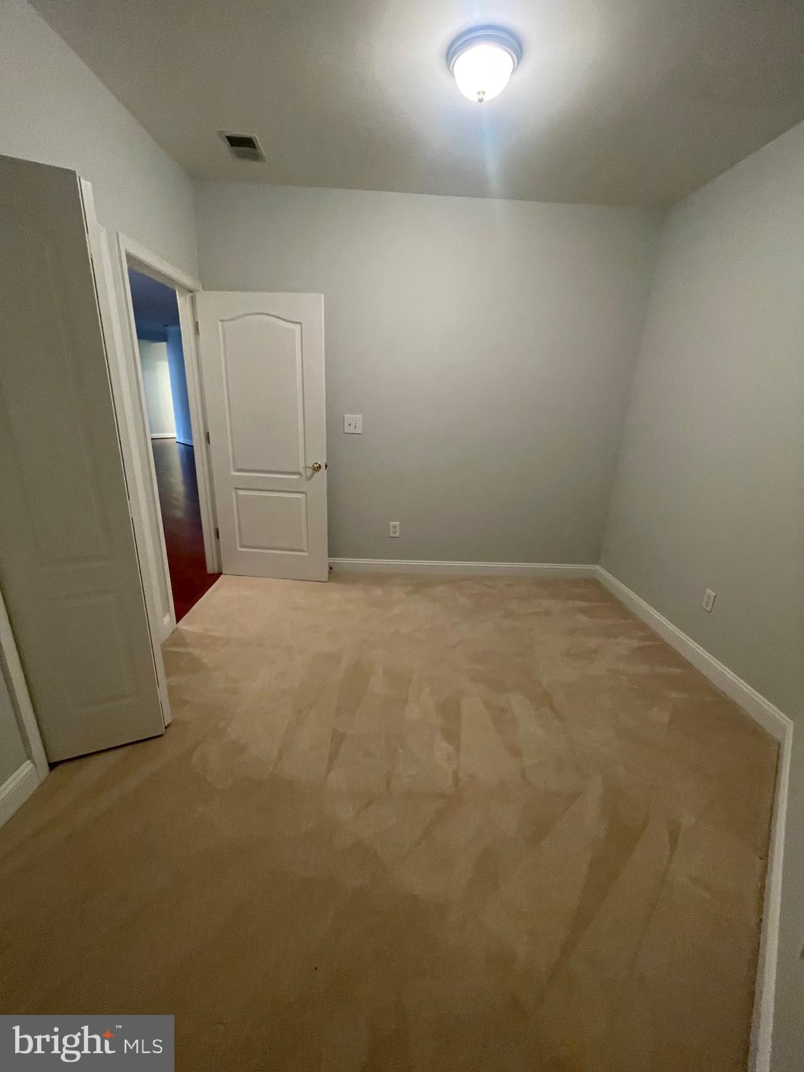 WAVERLY WOODS - Residential Lease