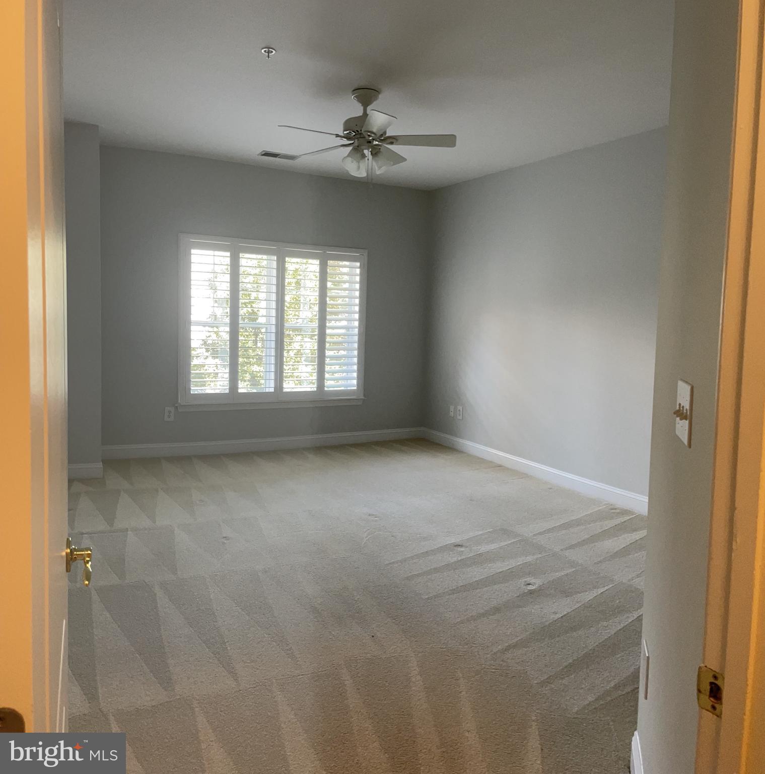 WAVERLY WOODS - Residential Lease