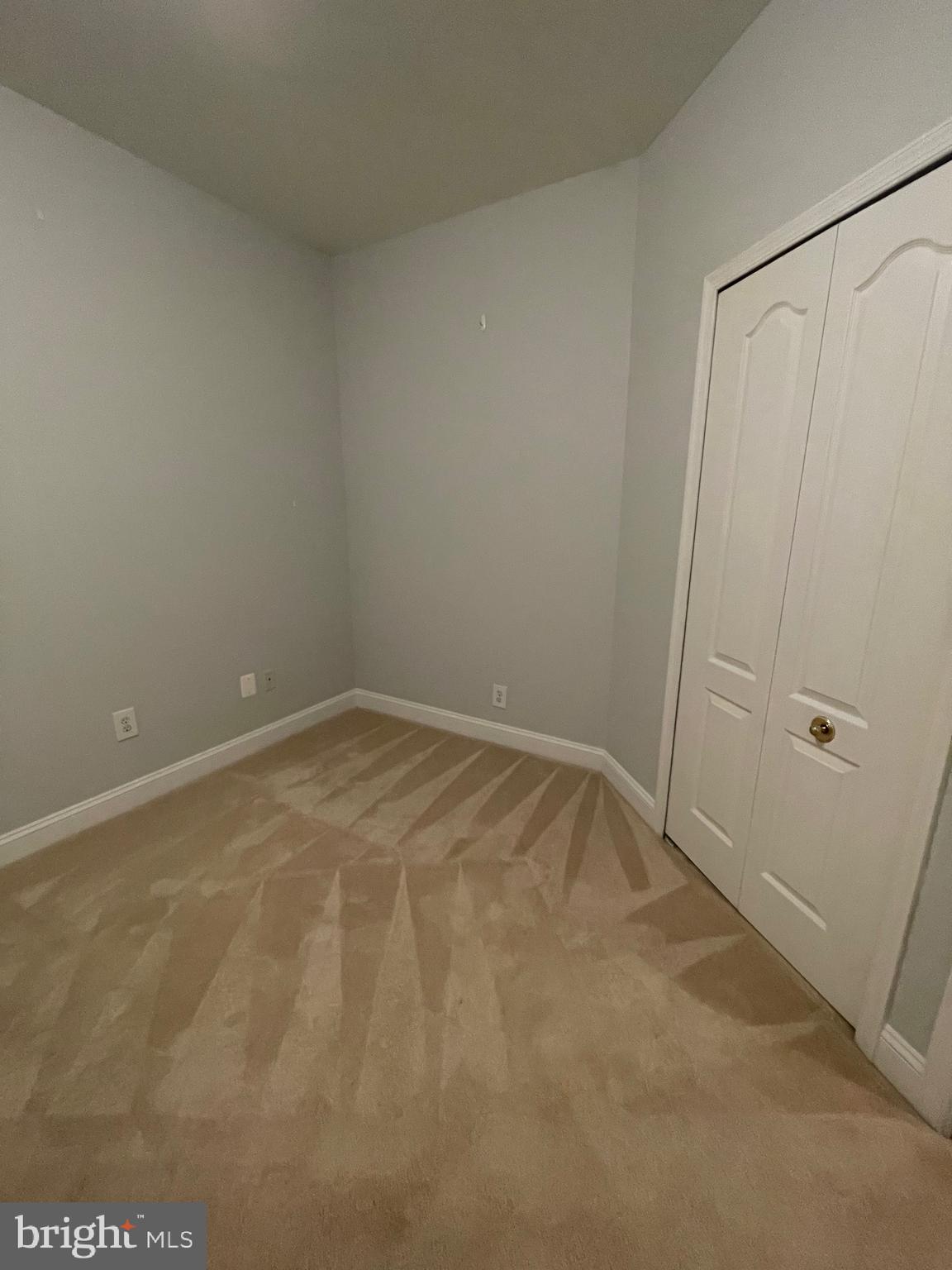 WAVERLY WOODS - Residential Lease