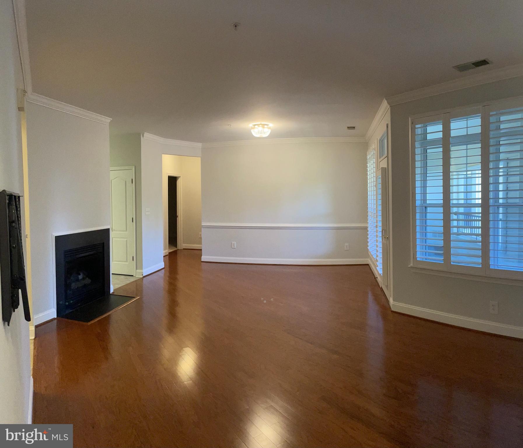 WAVERLY WOODS - Residential Lease