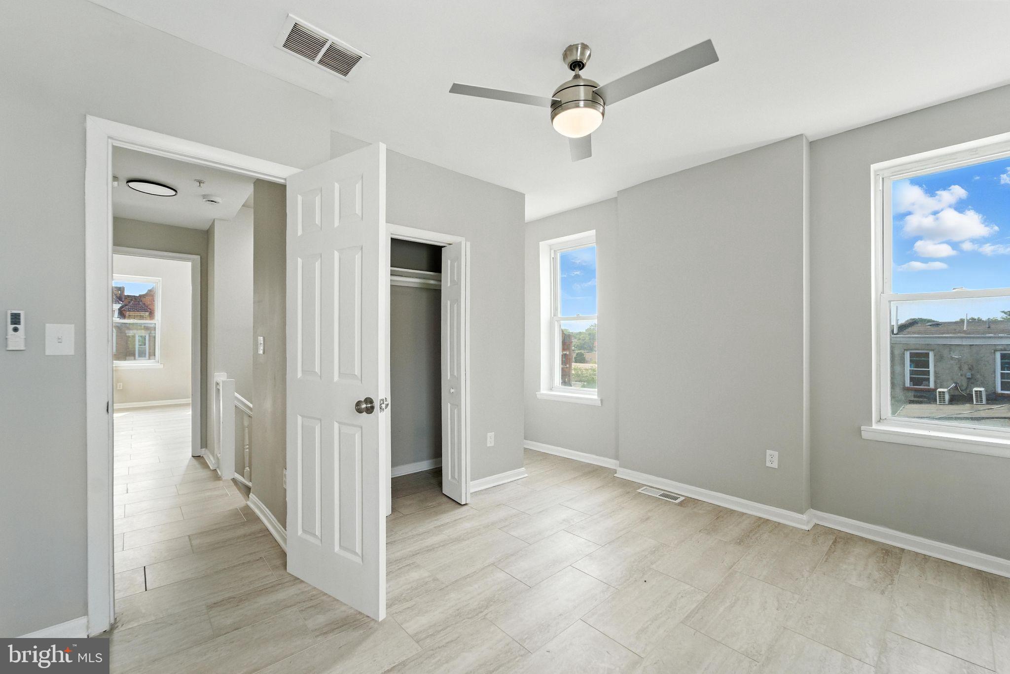 MIDWAY - Residential Lease