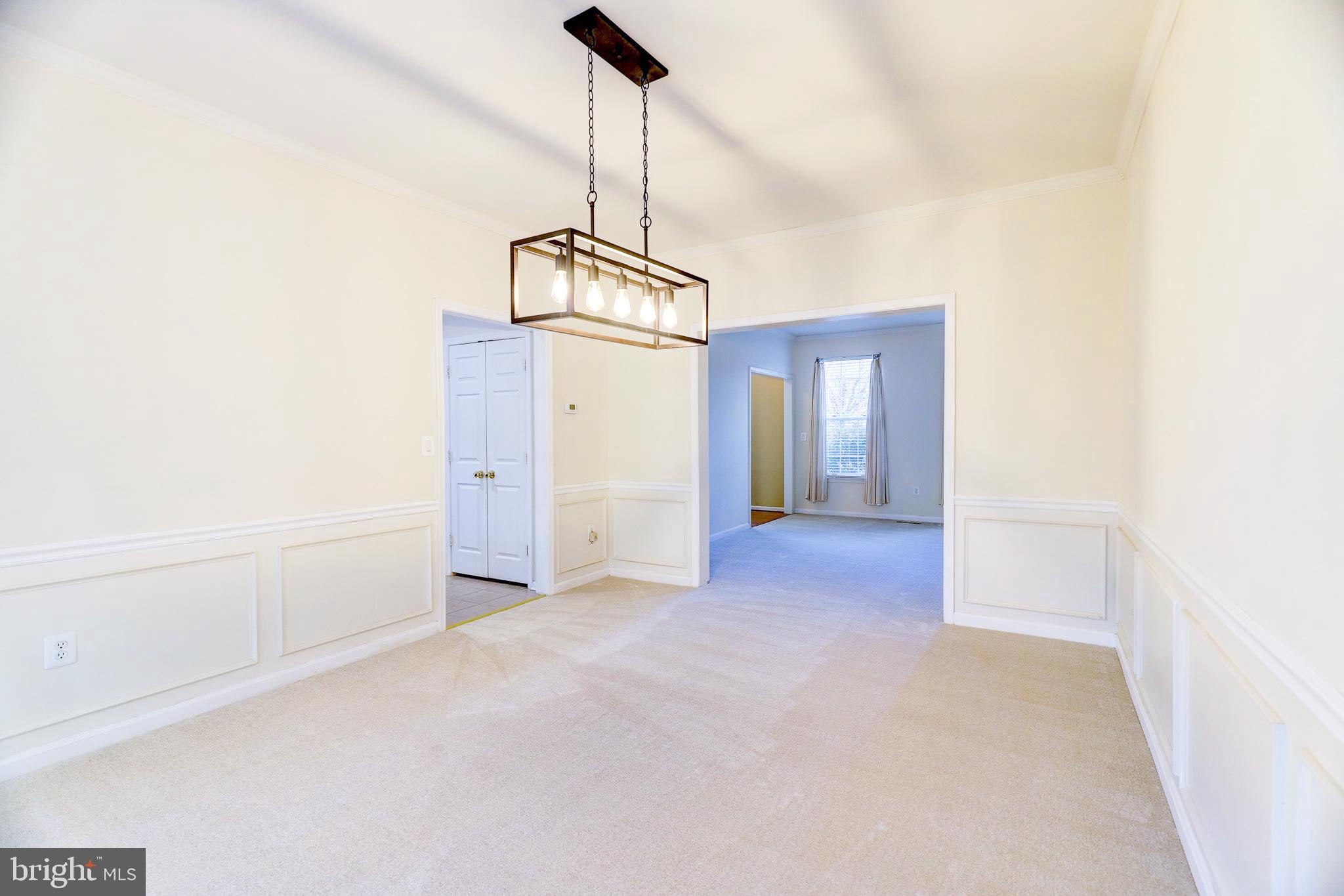 BLOOMS CROSSING - Residential