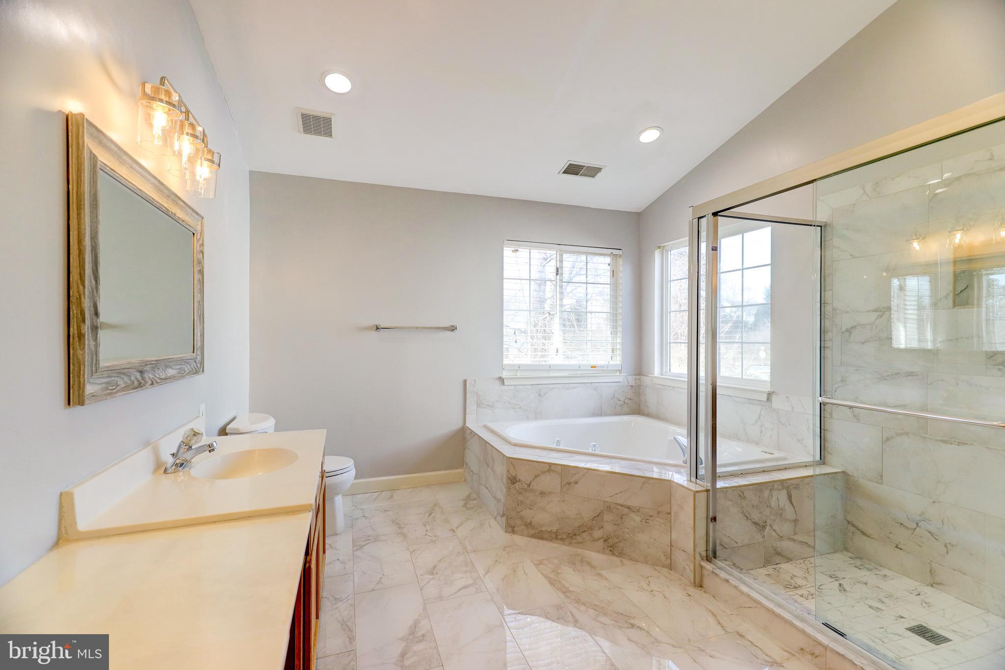 BLOOMS CROSSING - Residential