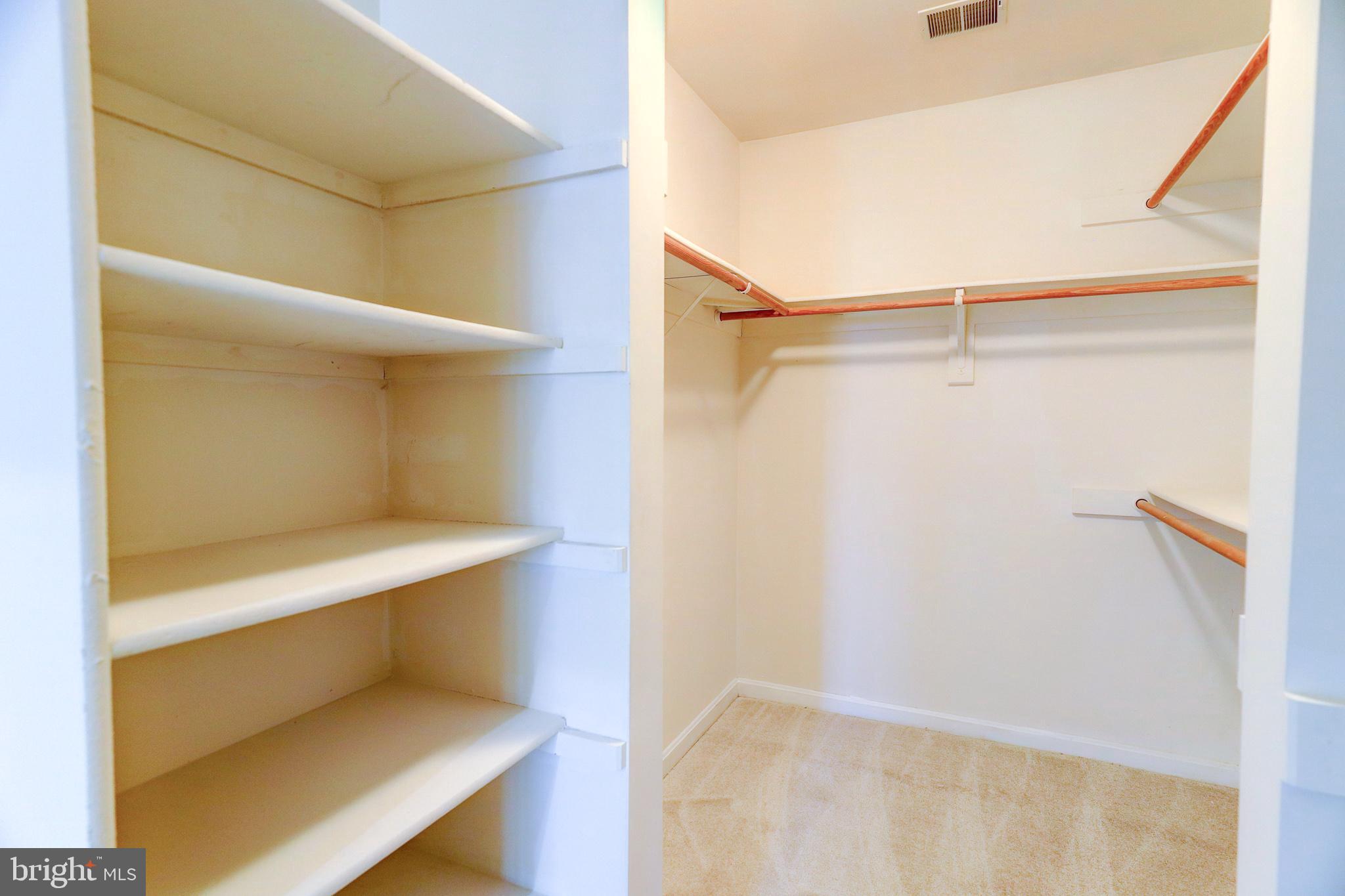 BLOOMS CROSSING - Residential