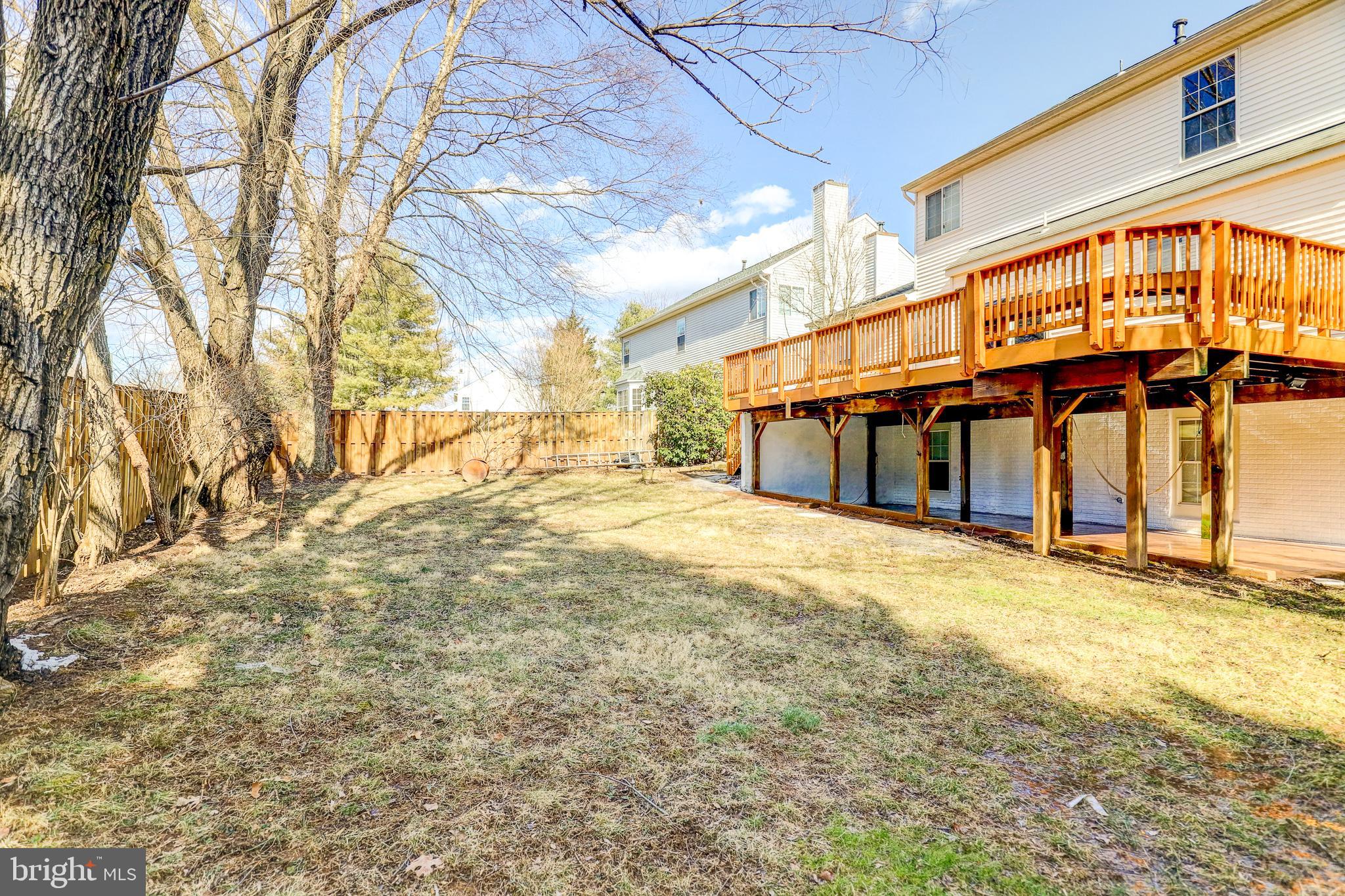 BLOOMS CROSSING - Residential