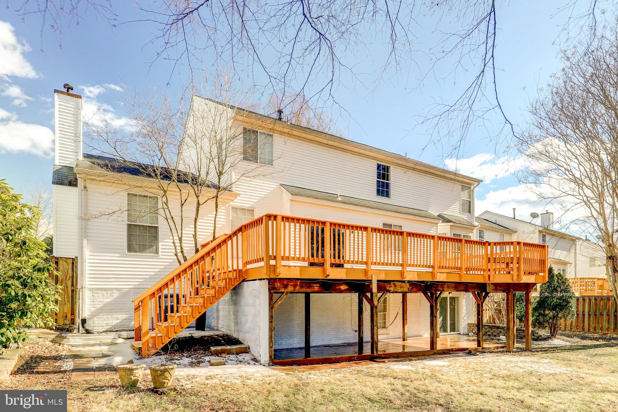 BLOOMS CROSSING - Residential