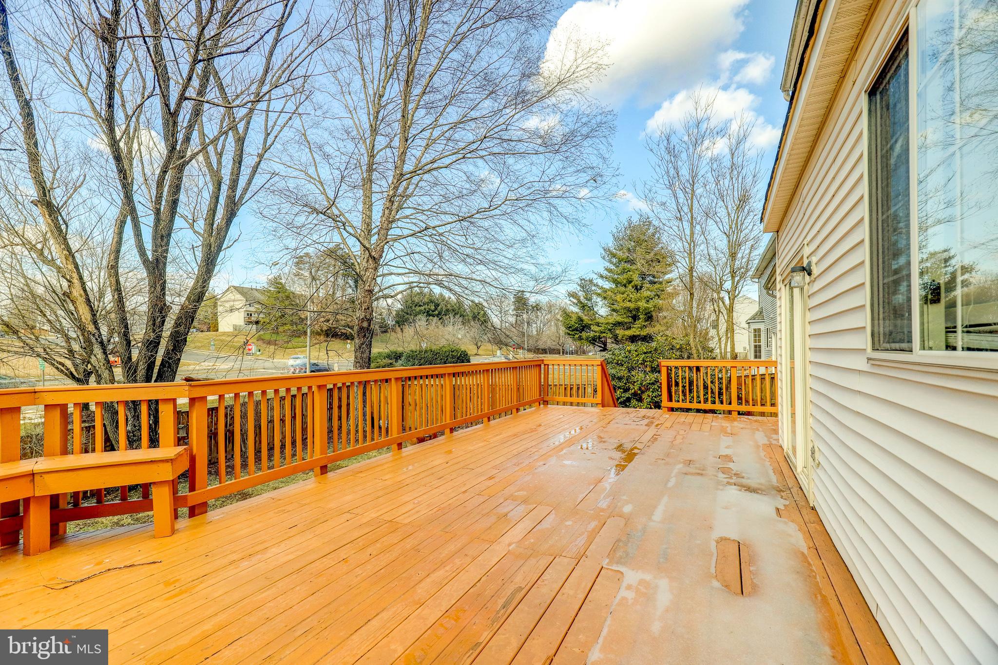 BLOOMS CROSSING - Residential