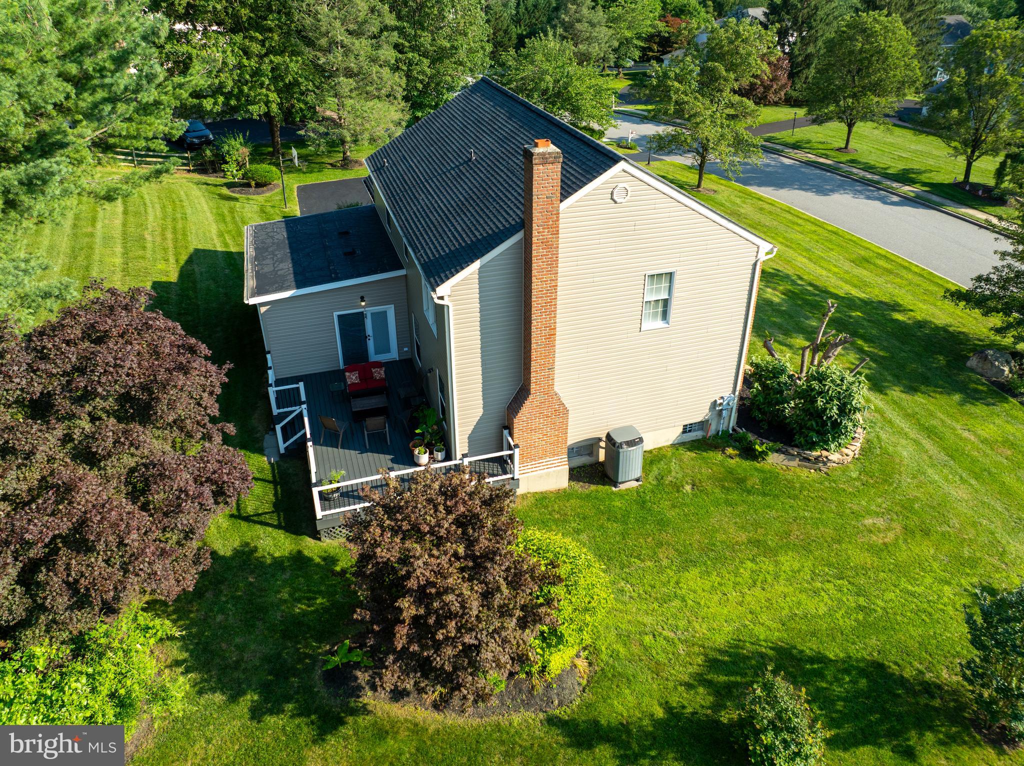 102 TROWBRIDGE LANE