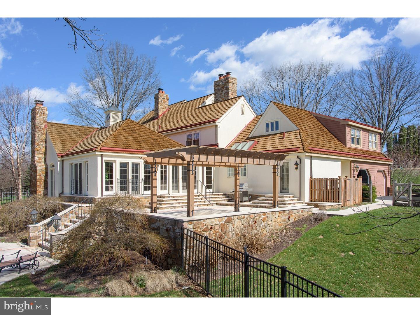 RADNOR HUNT - Residential