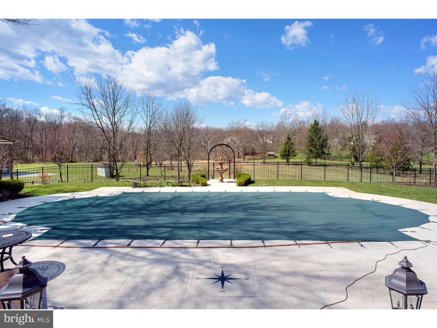 RADNOR HUNT - Residential