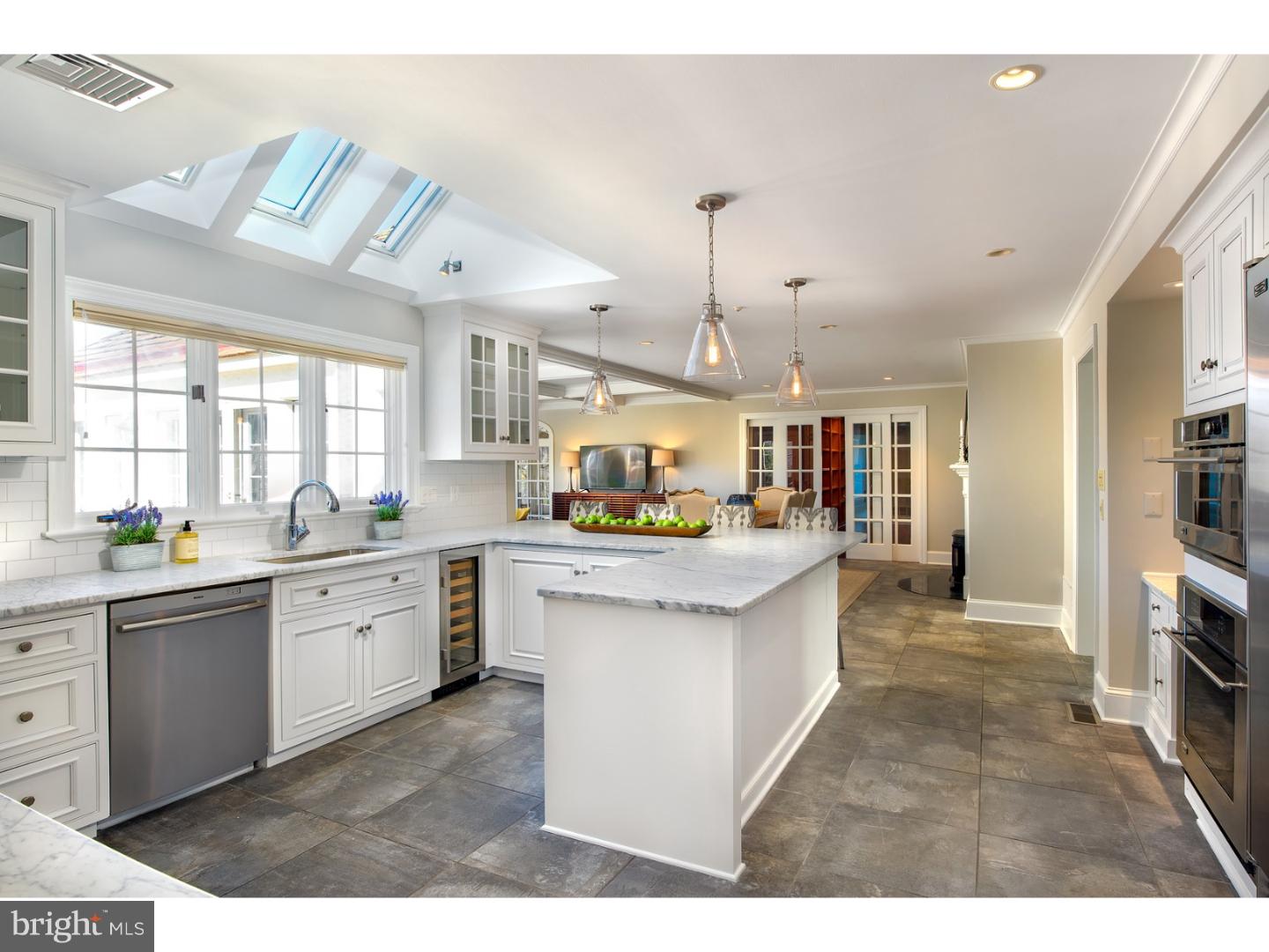 RADNOR HUNT - Residential