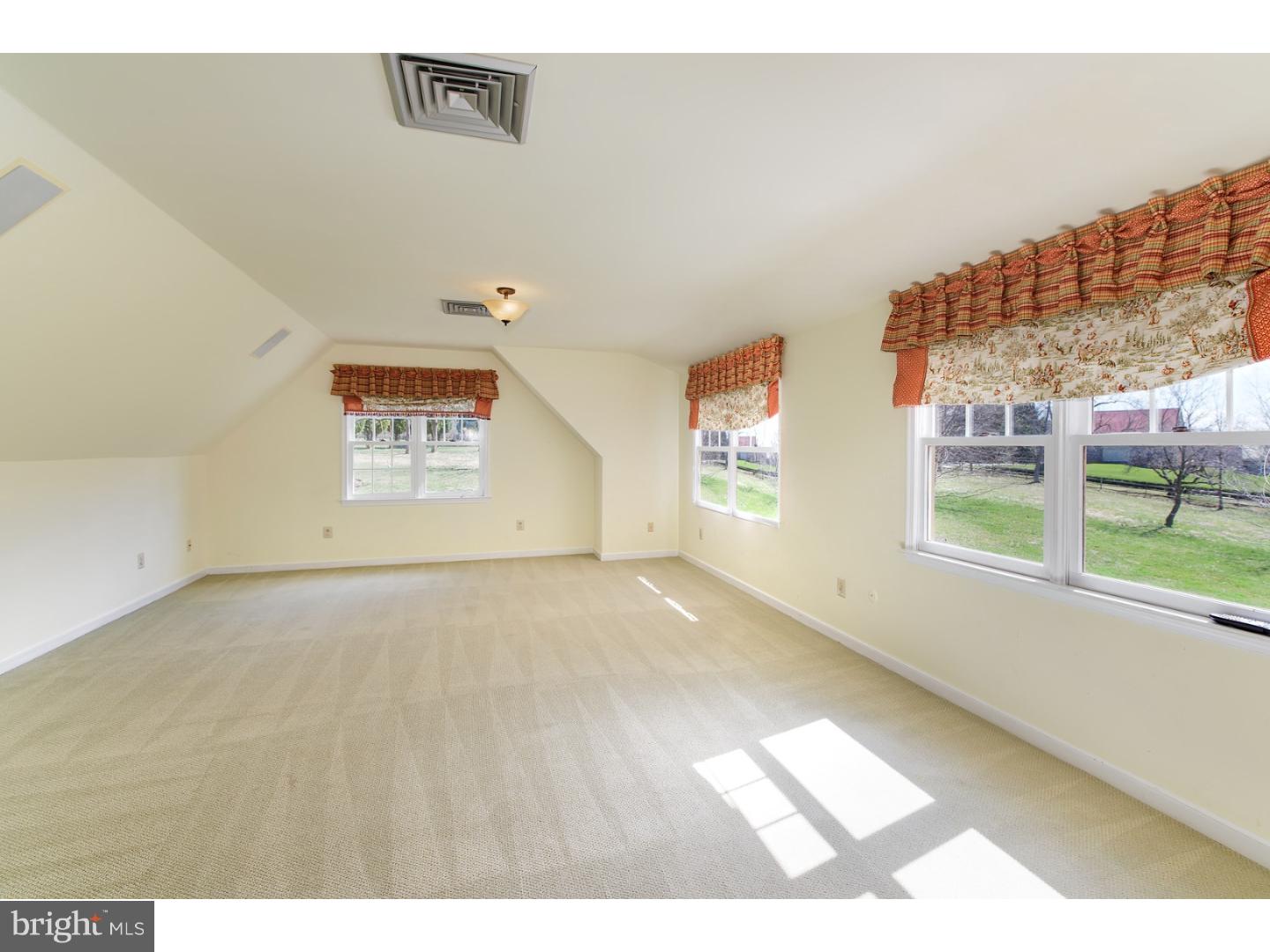 RADNOR HUNT - Residential