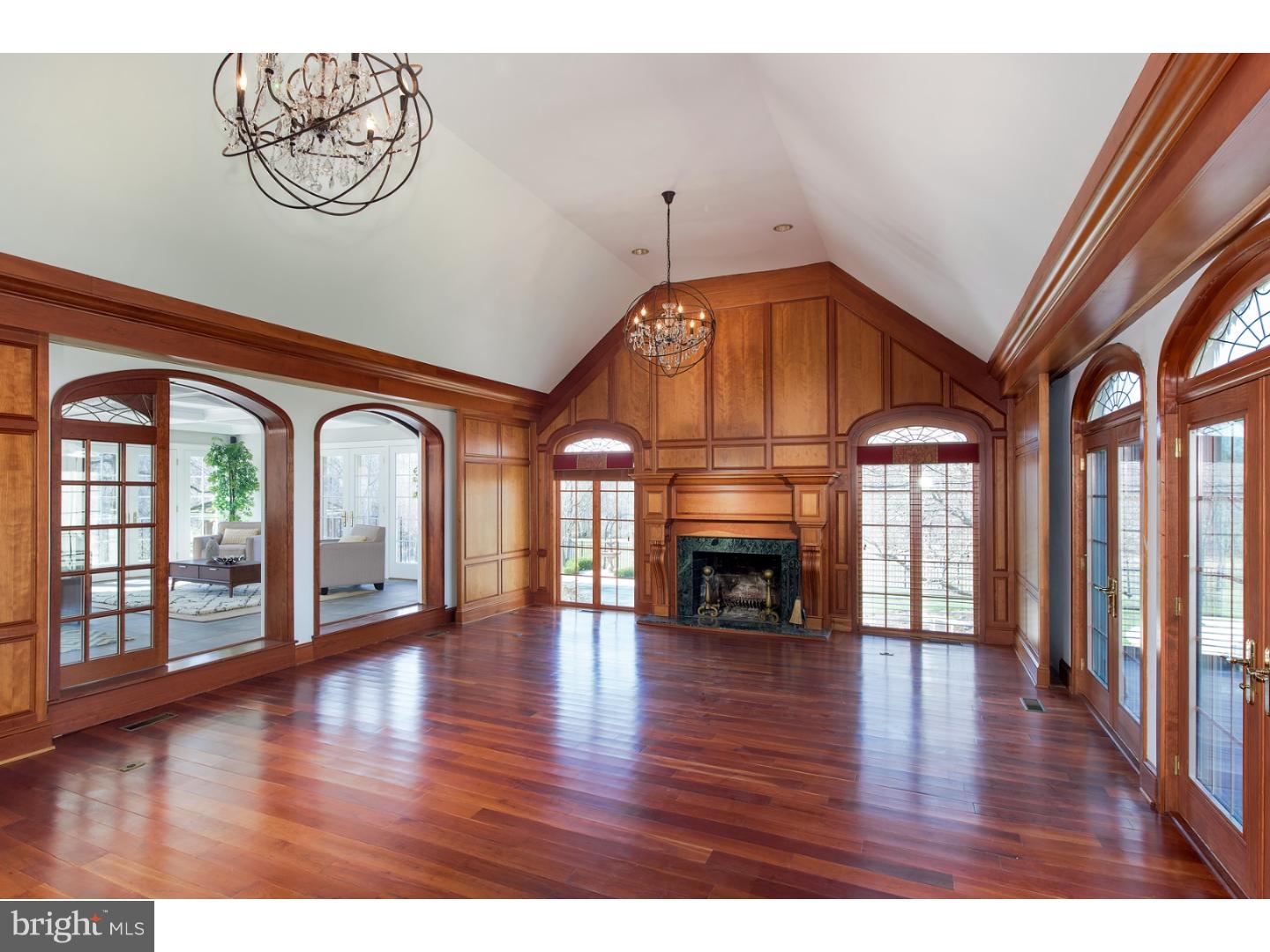 RADNOR HUNT - Residential