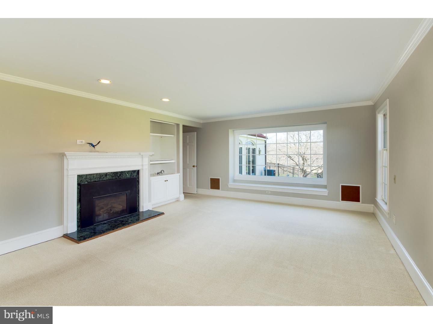 RADNOR HUNT - Residential