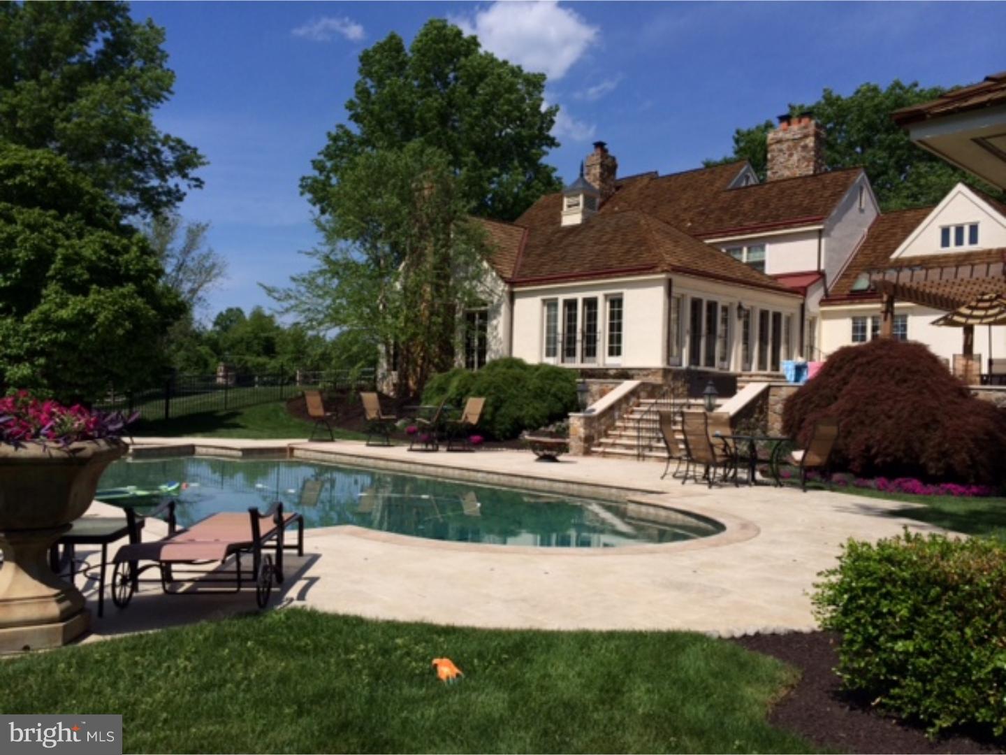 RADNOR HUNT - Residential