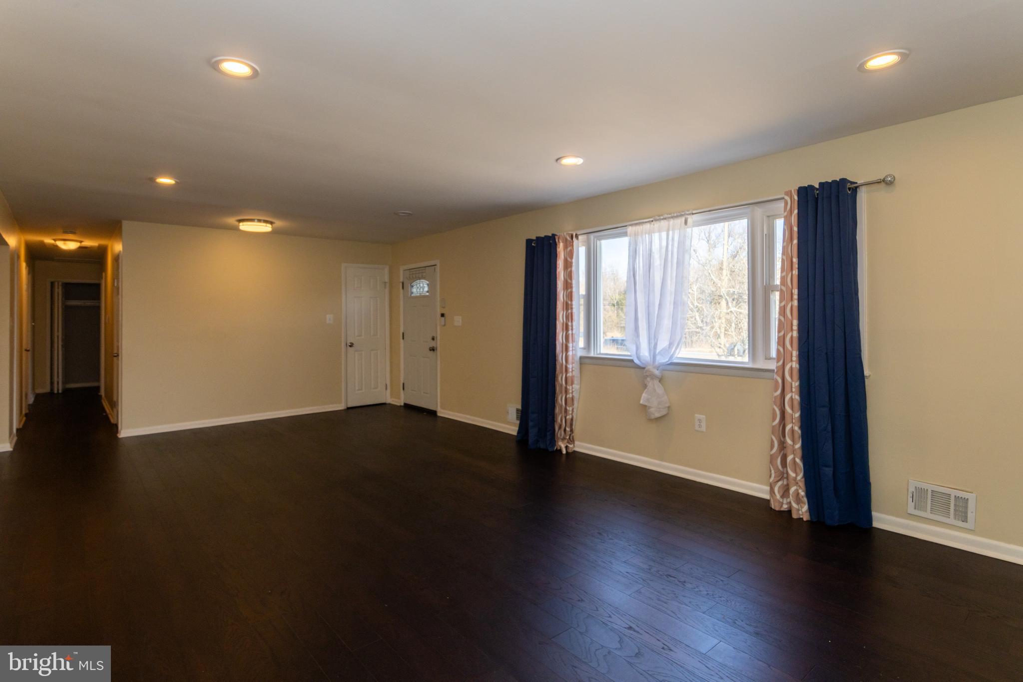 MARY-CATHERINE ESTATES - Residential