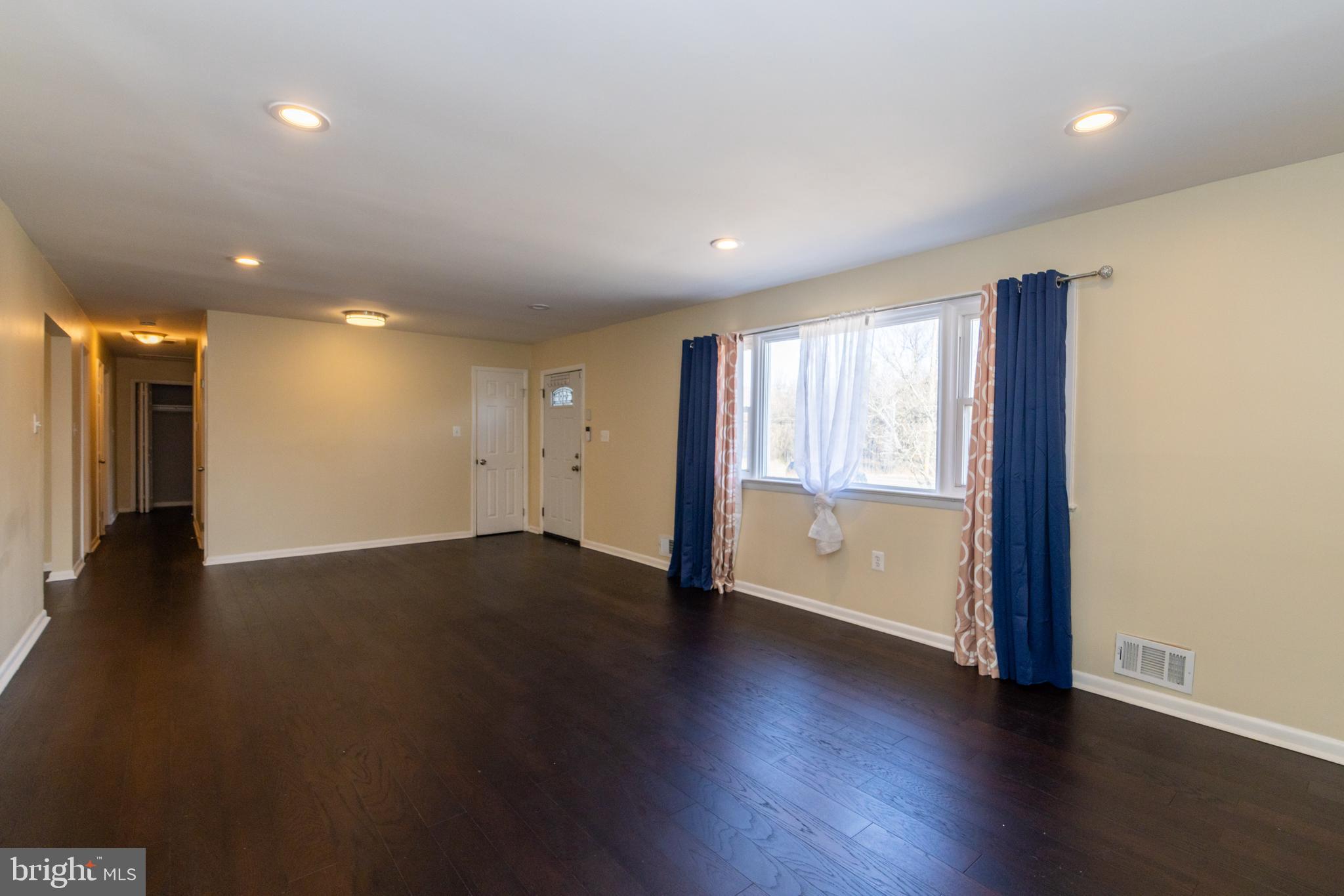 MARY-CATHERINE ESTATES - Residential