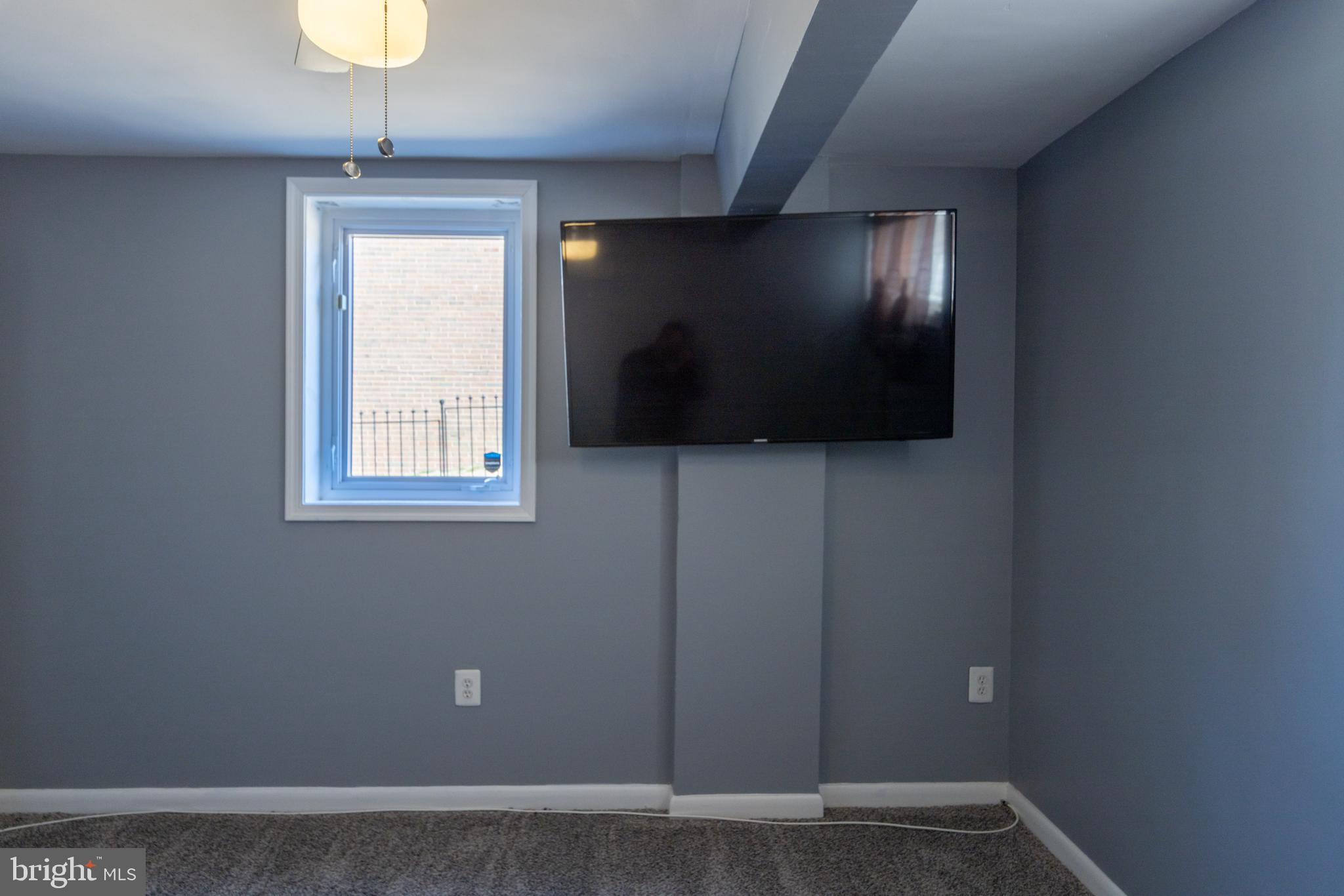 MARY-CATHERINE ESTATES - Residential