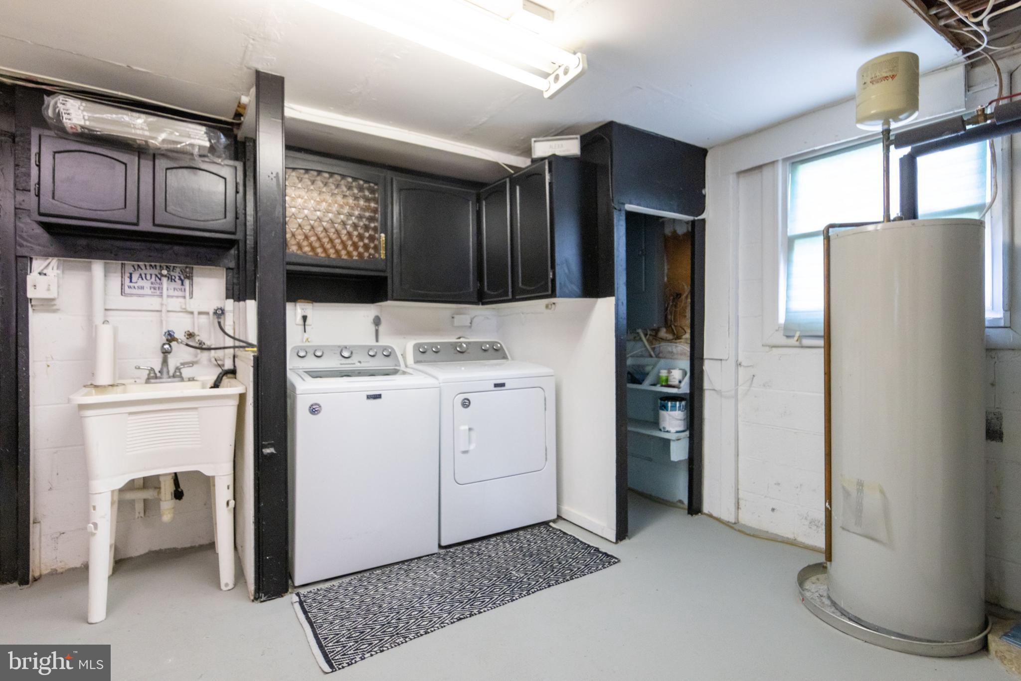 MARY-CATHERINE ESTATES - Residential