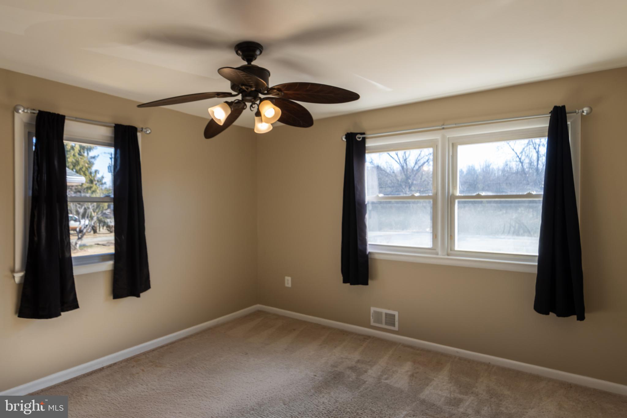 MARY-CATHERINE ESTATES - Residential