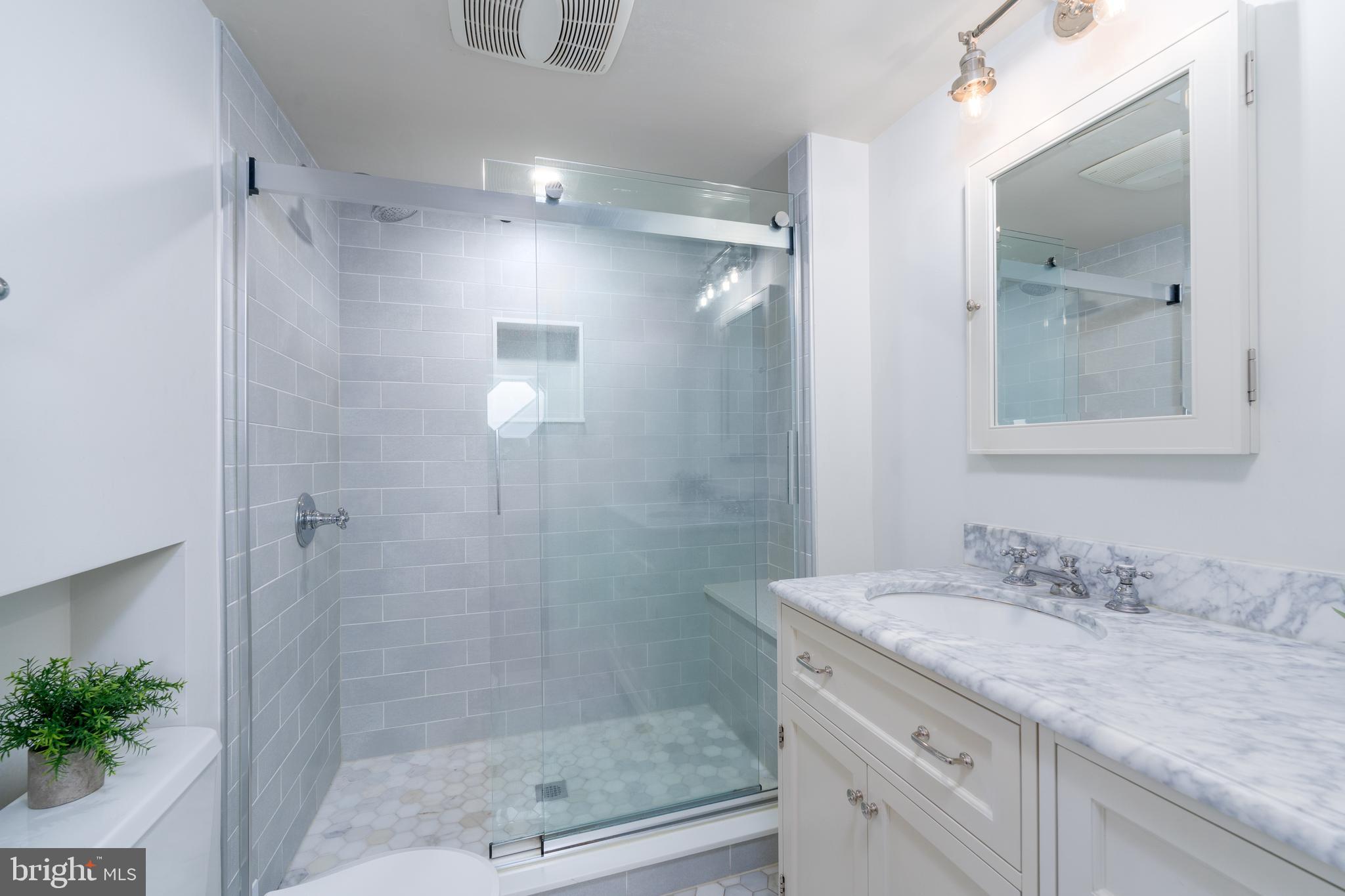 FELLS POINT HISTORIC DISTRICT - Residential Lease