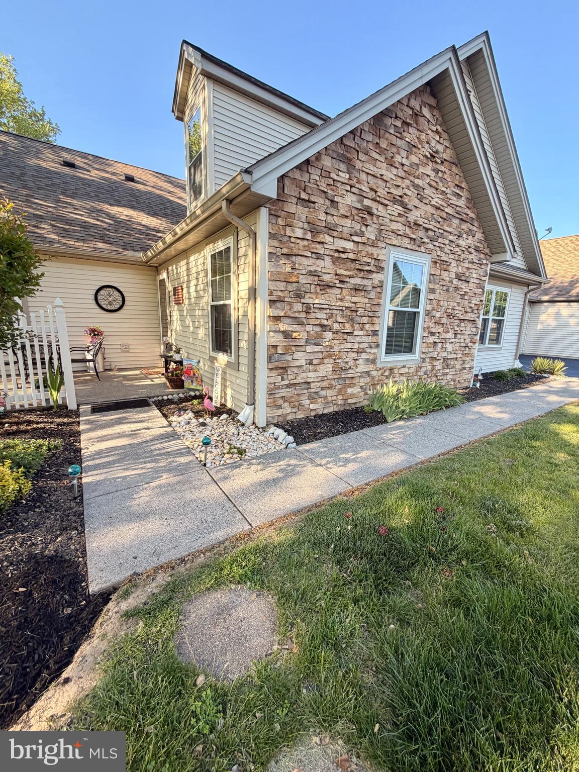 53 APPLE JACK LANE