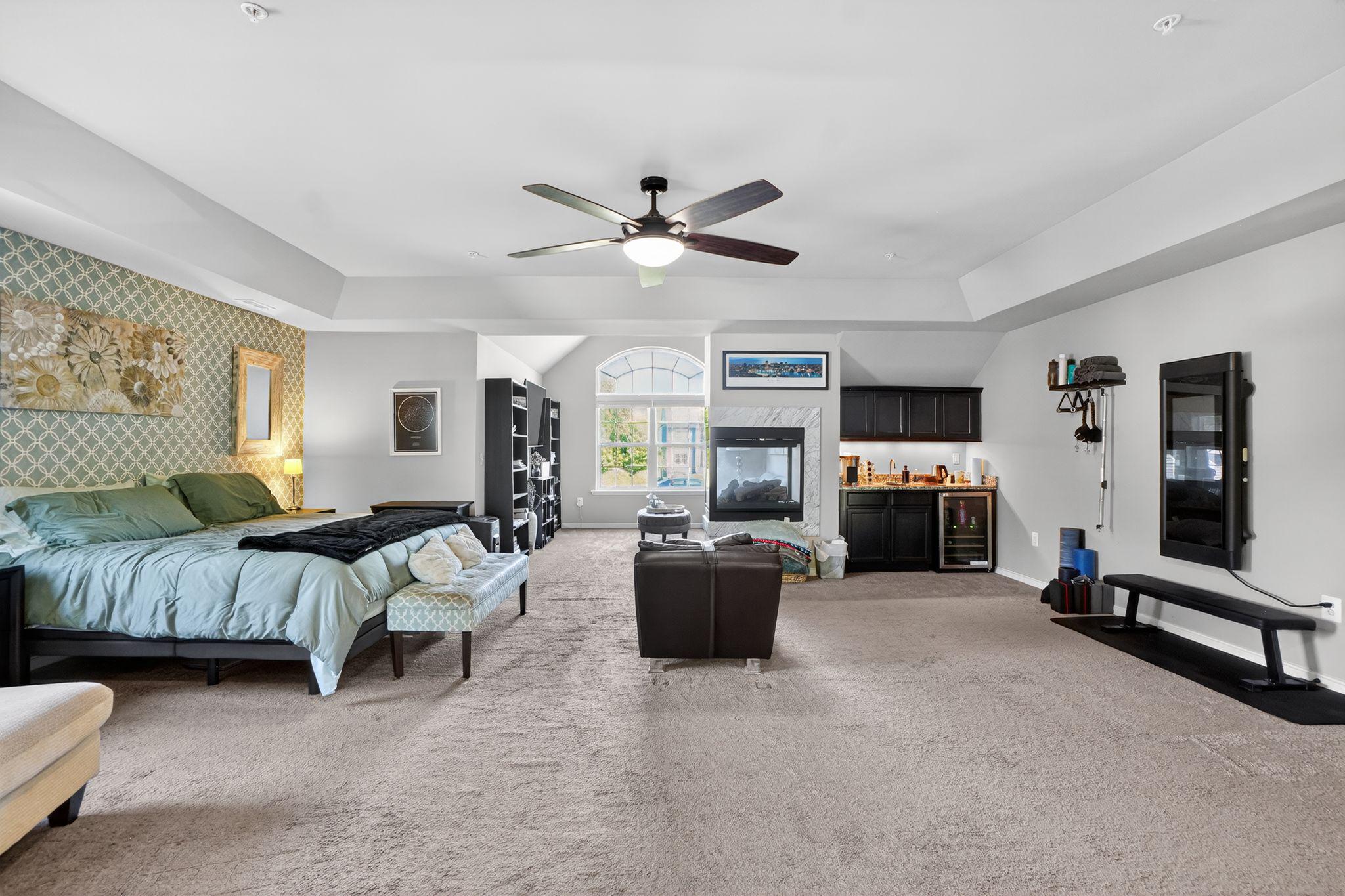 NORTH CALVERT WOODS - Residential