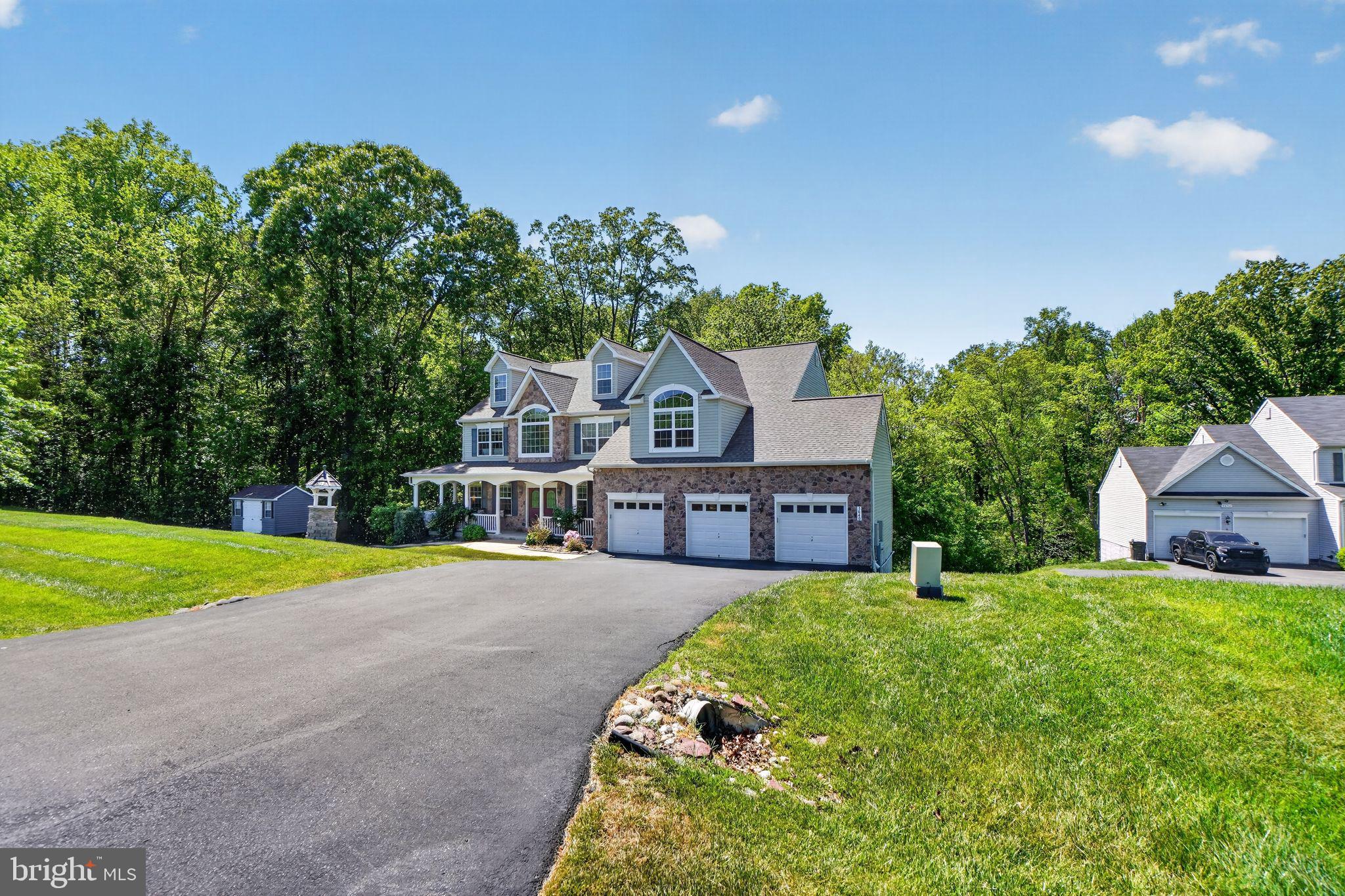 NORTH CALVERT WOODS - Residential