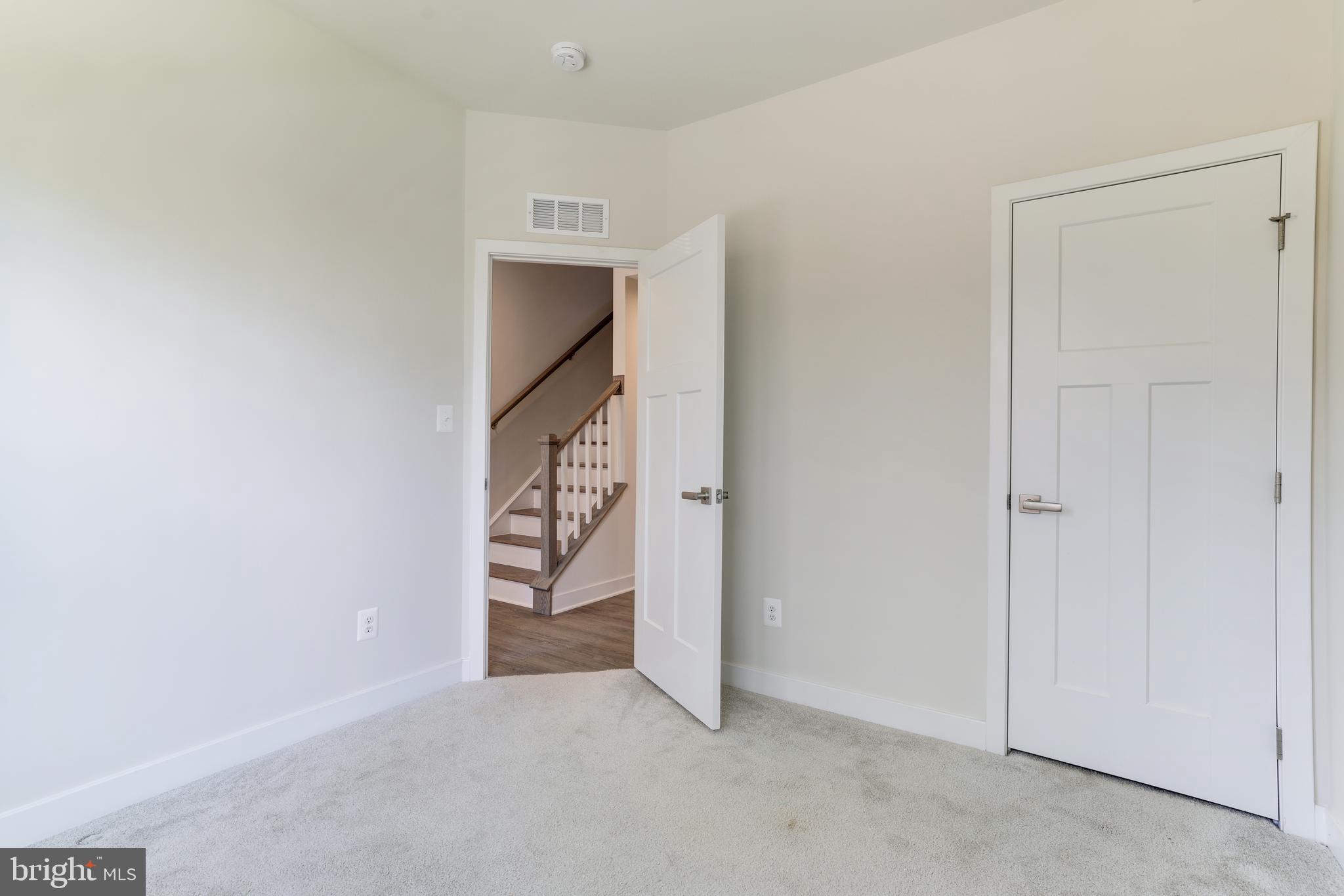 FOSTER'S GLEN - Residential