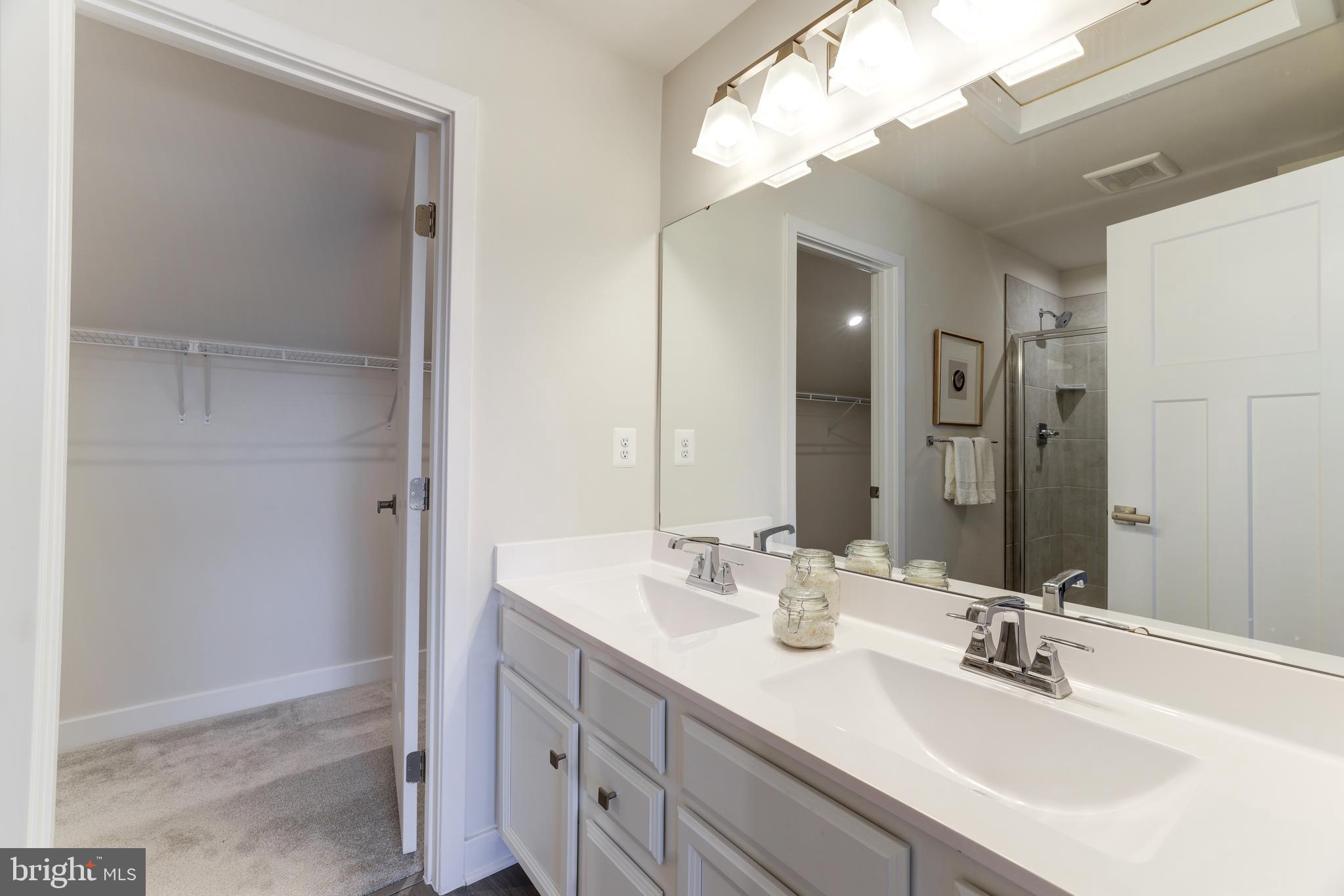 FOSTER'S GLEN - Residential