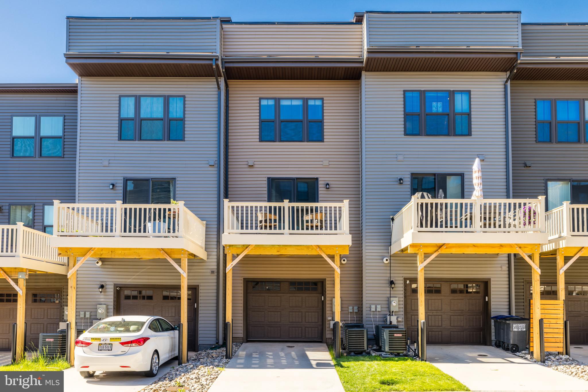 FOSTER'S GLEN - Residential