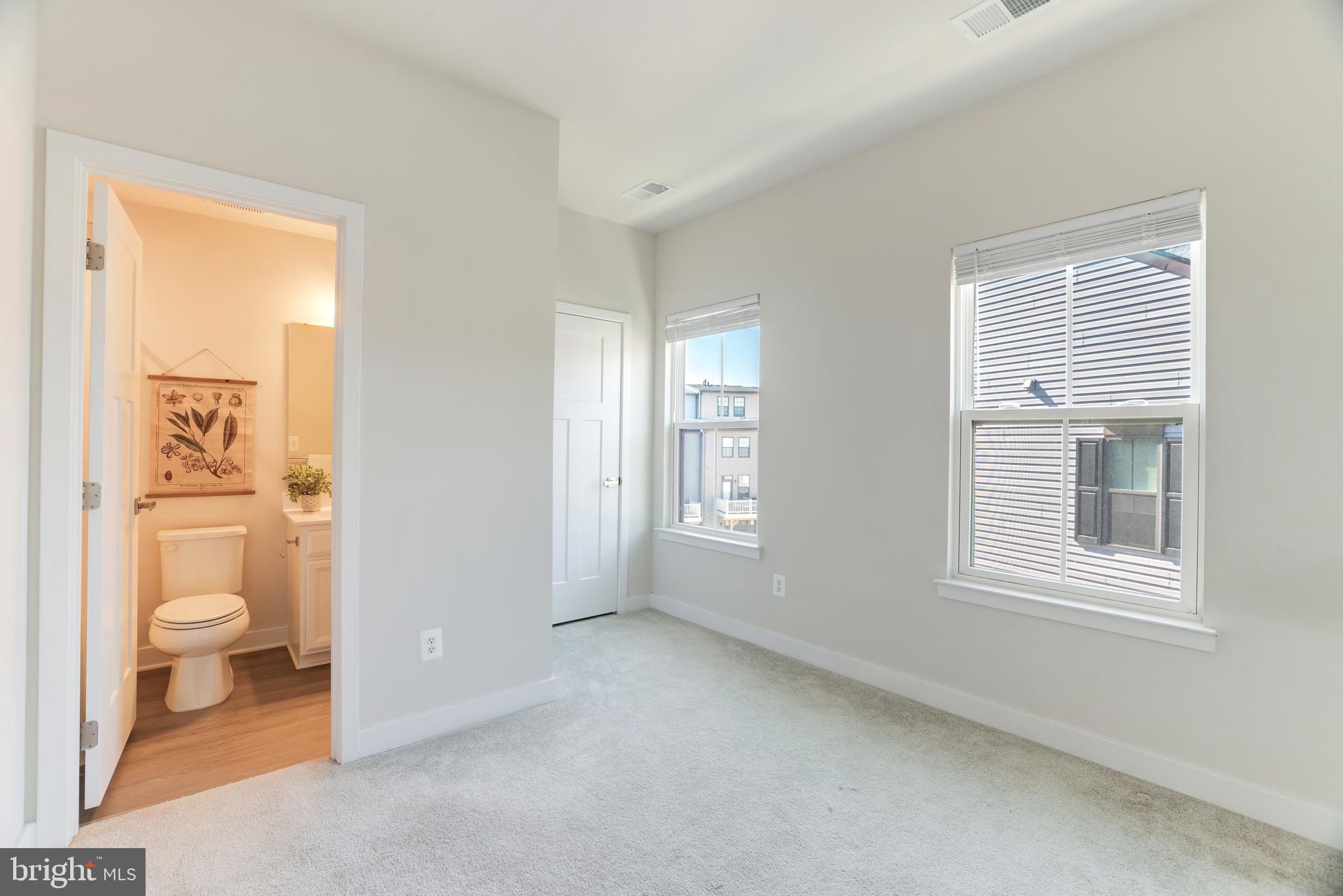 FOSTER'S GLEN - Residential