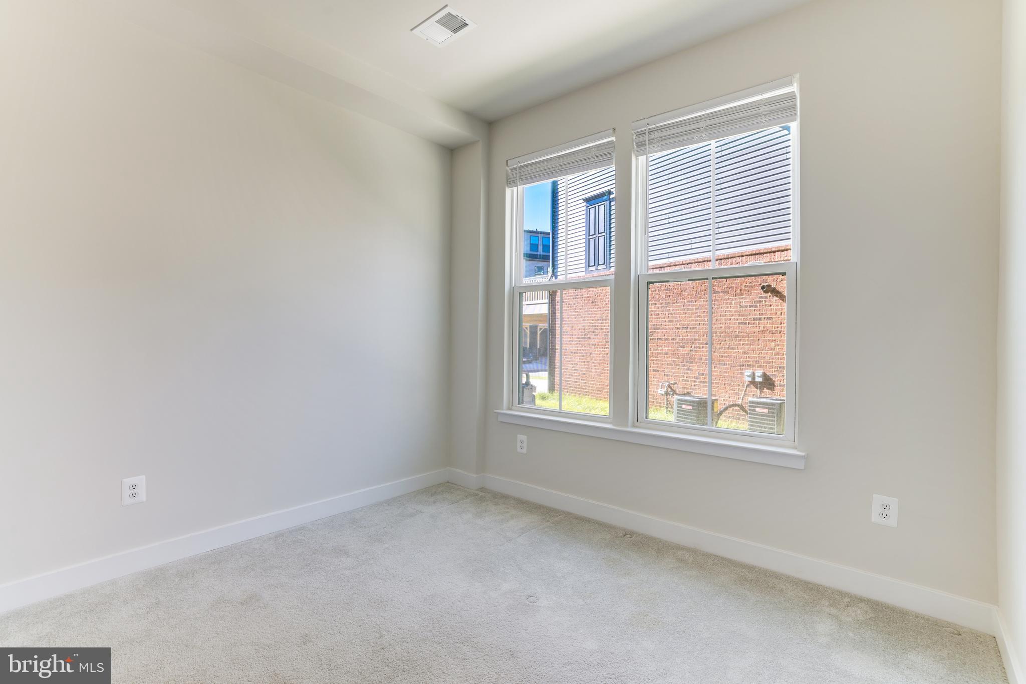 FOSTER'S GLEN - Residential