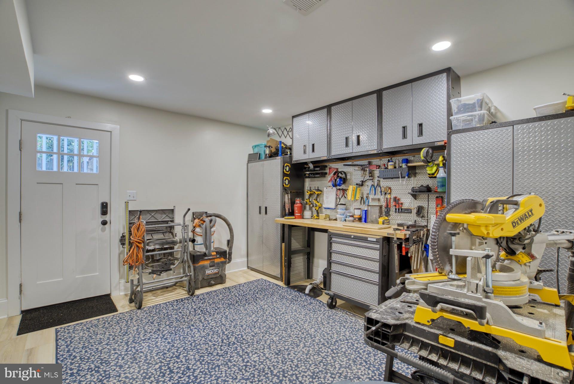 ROSEMONT - Residential