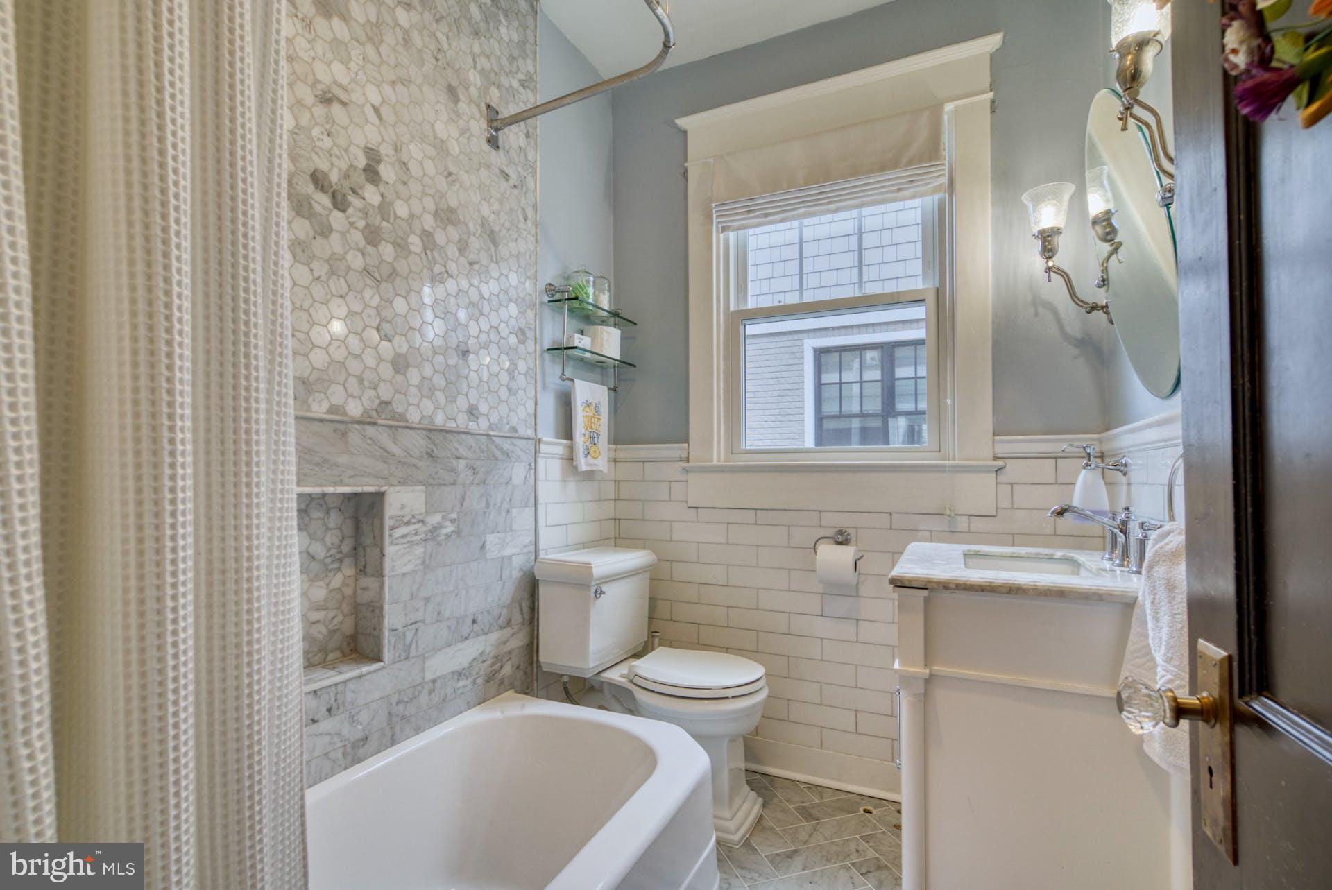 ROSEMONT - Residential