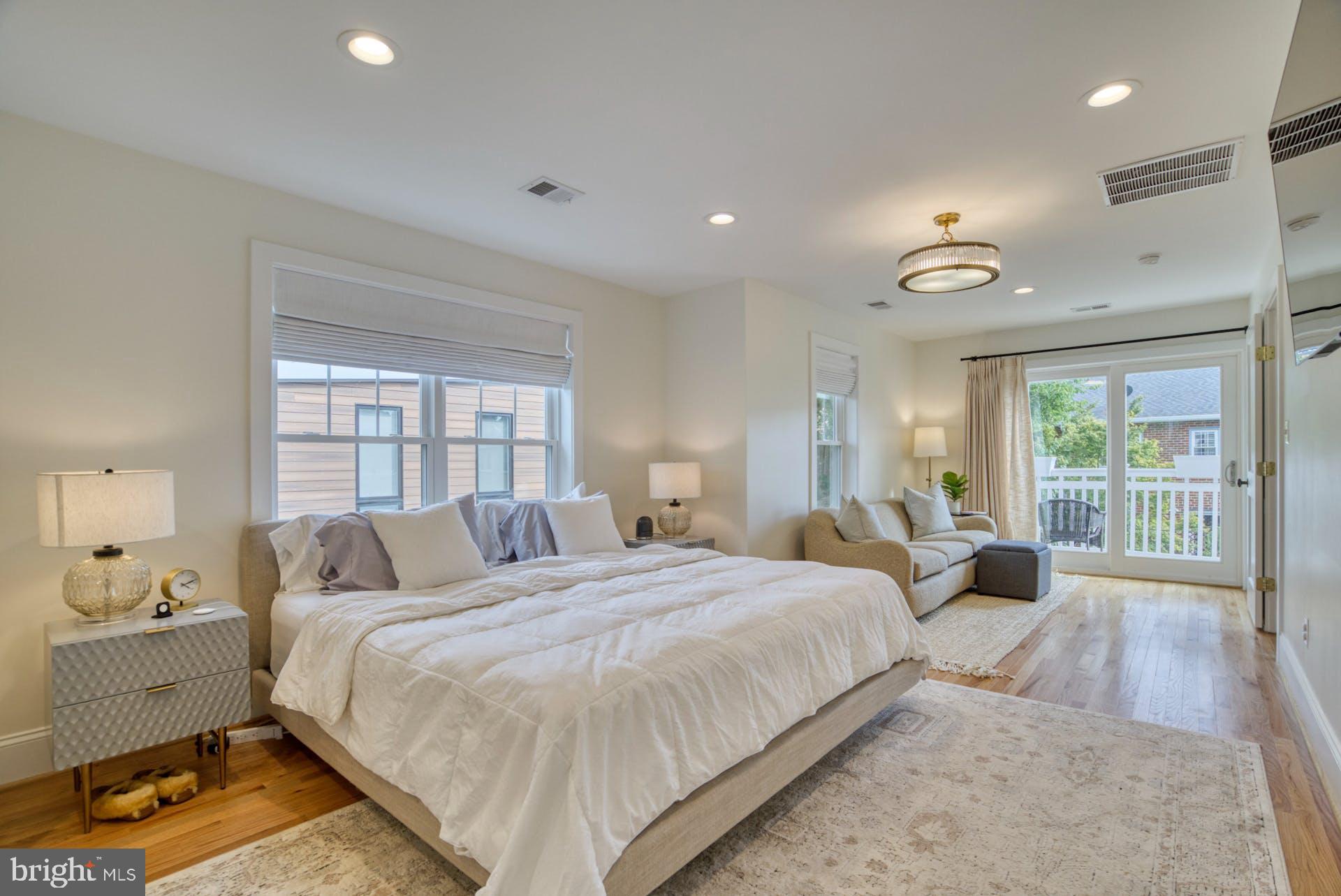 ROSEMONT - Residential