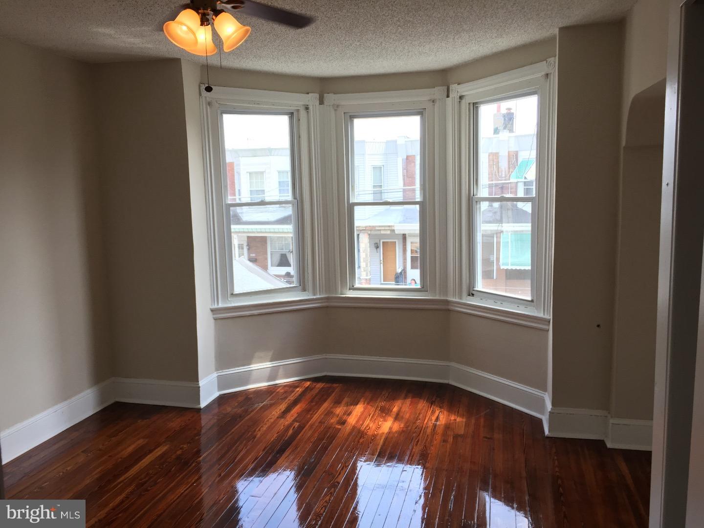 PORT RICHMOND - Residential