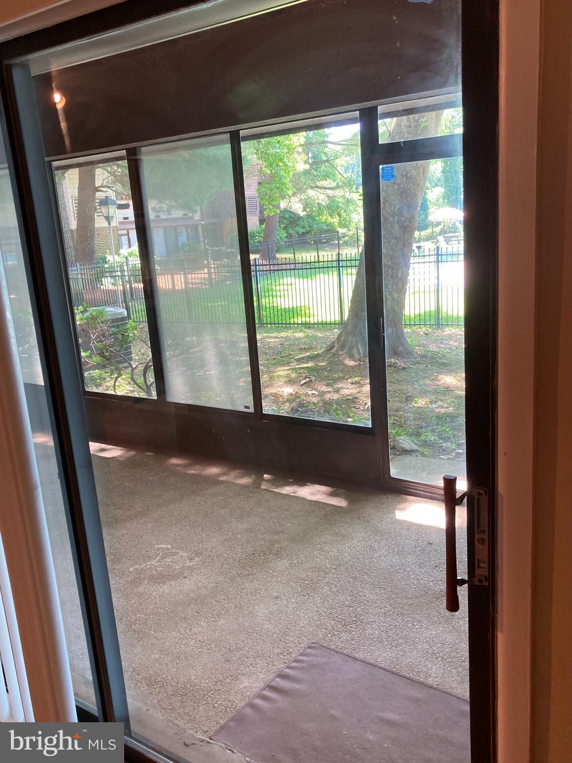 ROCKLAND RUN - Residential